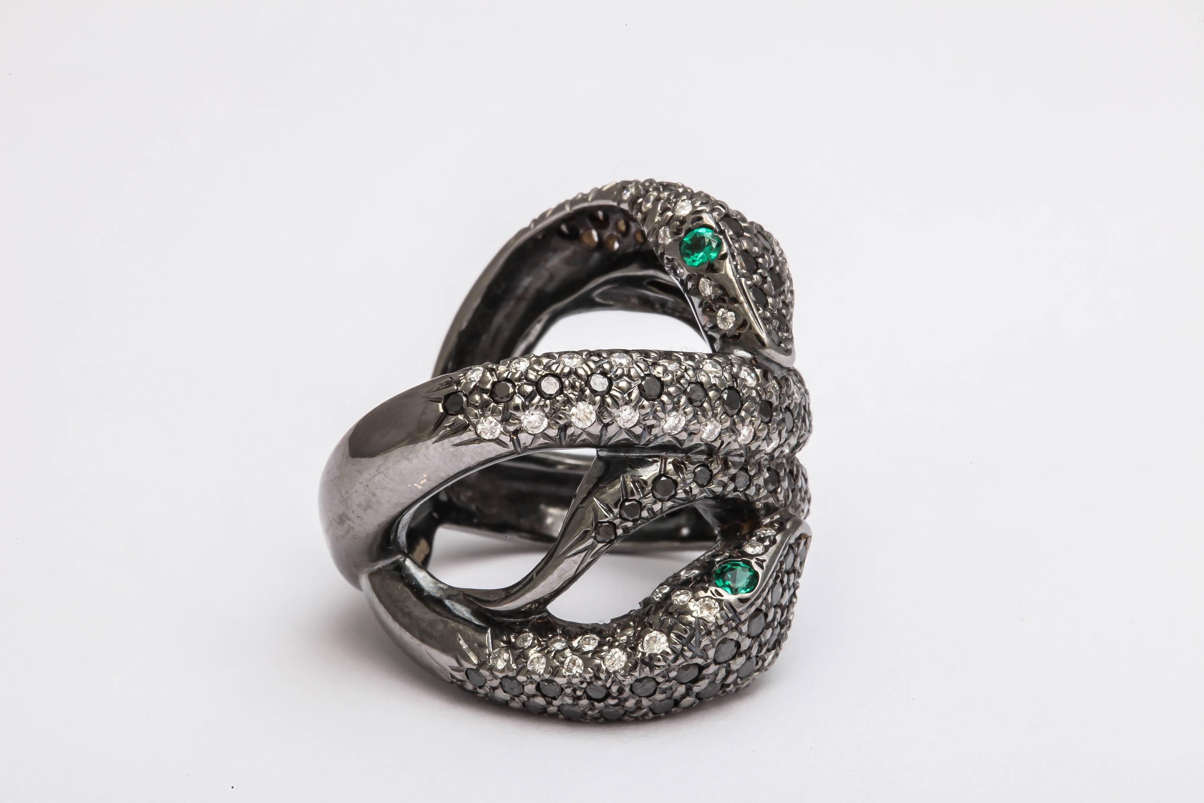 Women's Faraone Mennella Emerald Diamond Gold Snake Ring For Sale