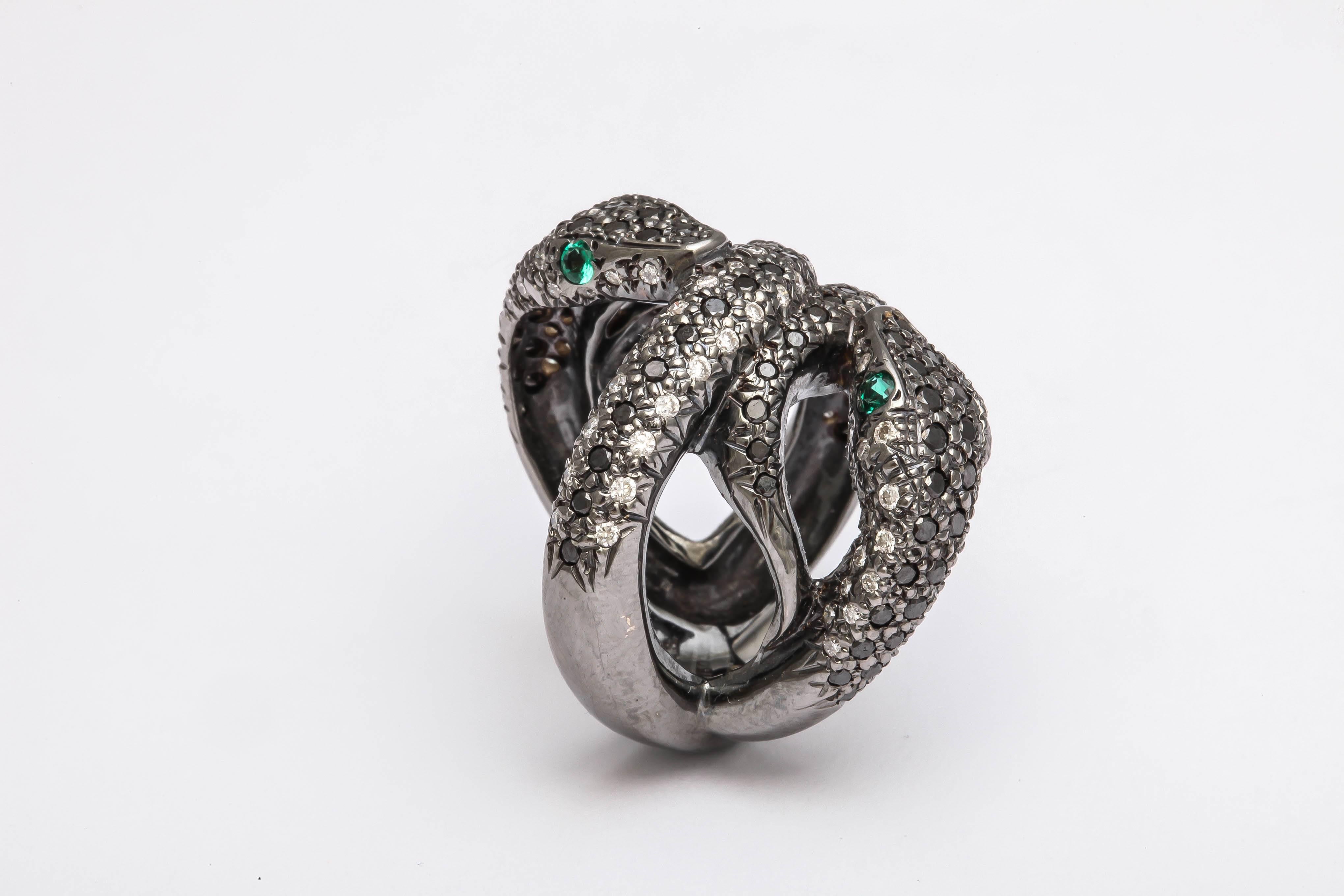 Faraone Mennella Emerald Diamond Gold Snake Ring For Sale 2