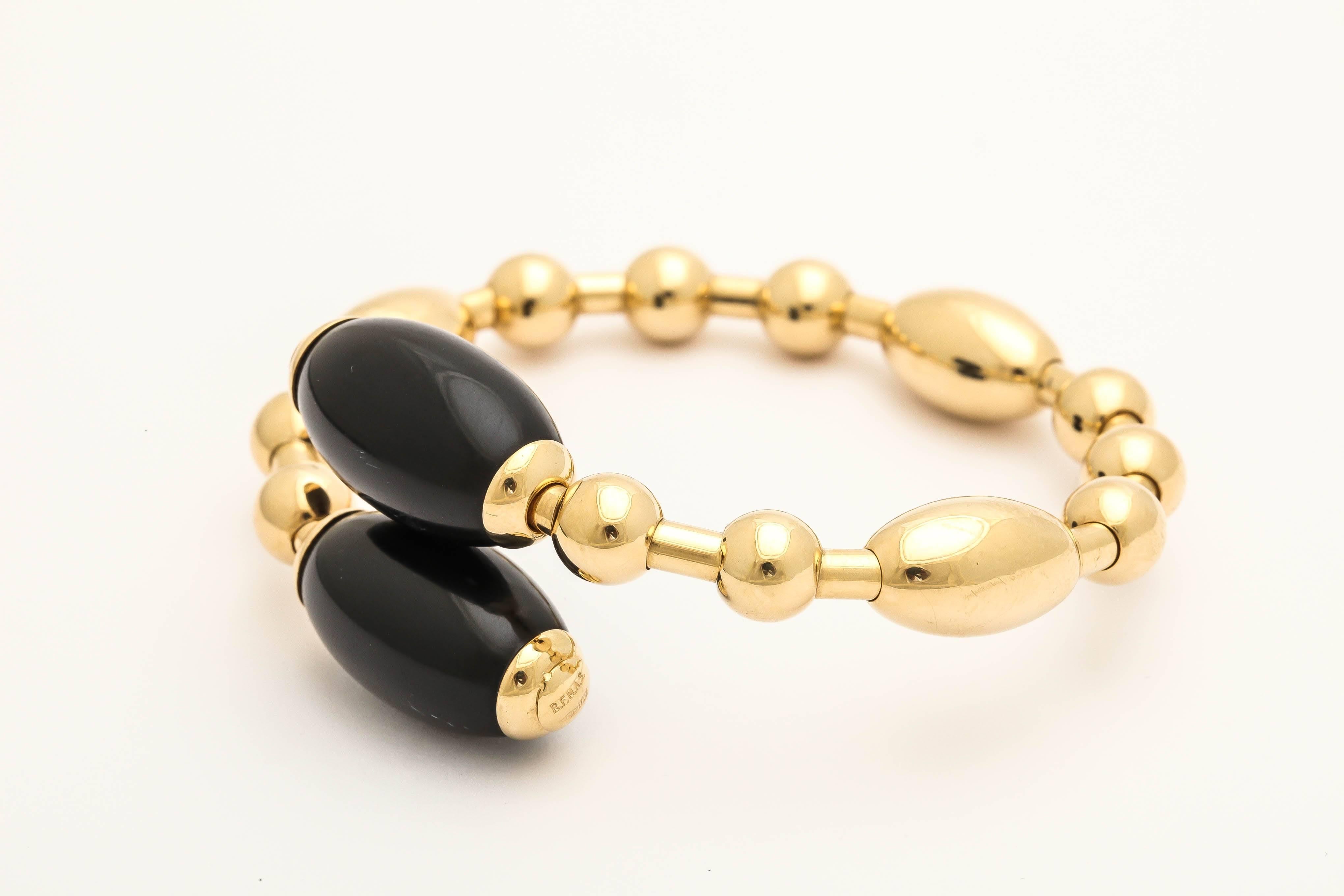 Onyx Gold Tuca Tuca Bracelet In New Condition For Sale In New York, NY