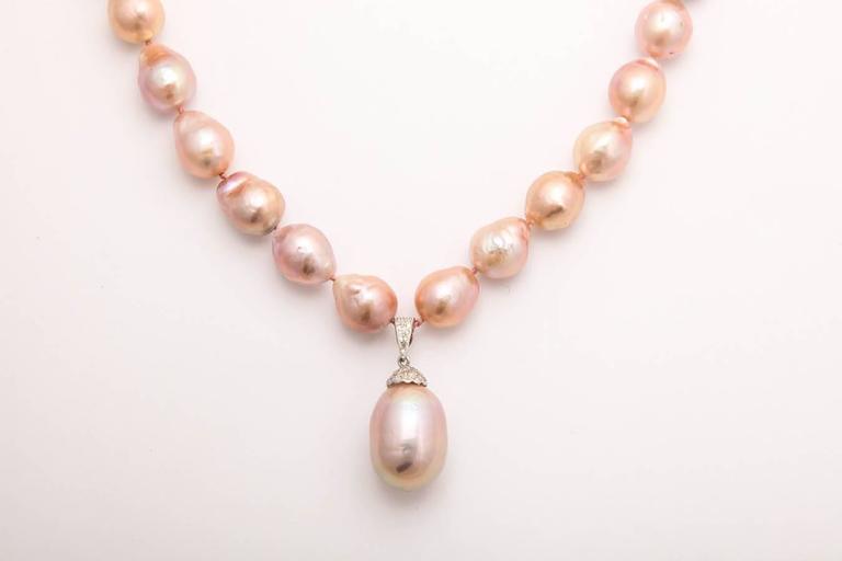 Lovely Pink Baroque Pearl Drop Necklace For Sale at 1stDibs