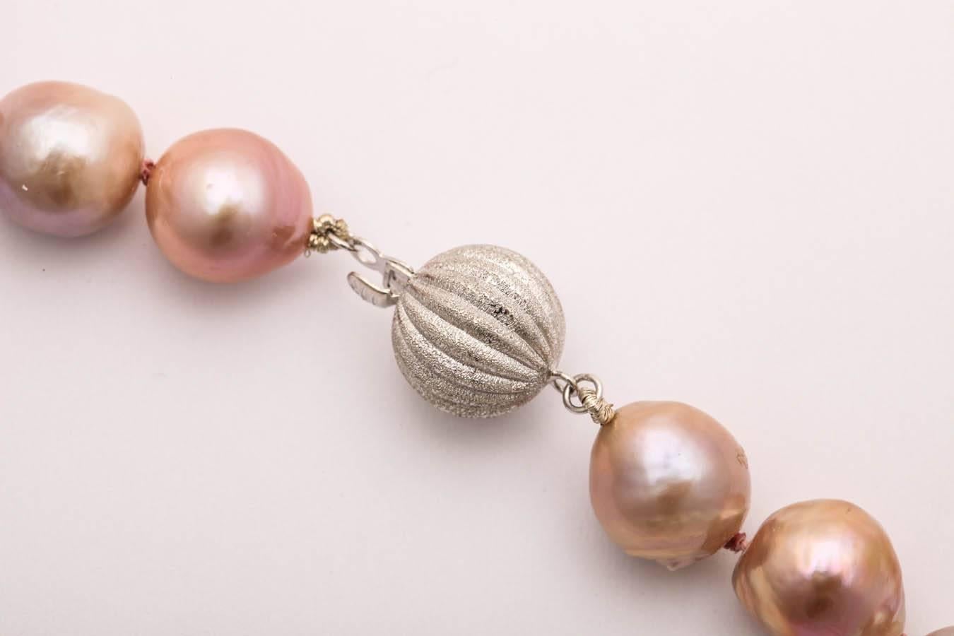 Women's Lovely Pink Baroque Pearl Drop Necklace For Sale