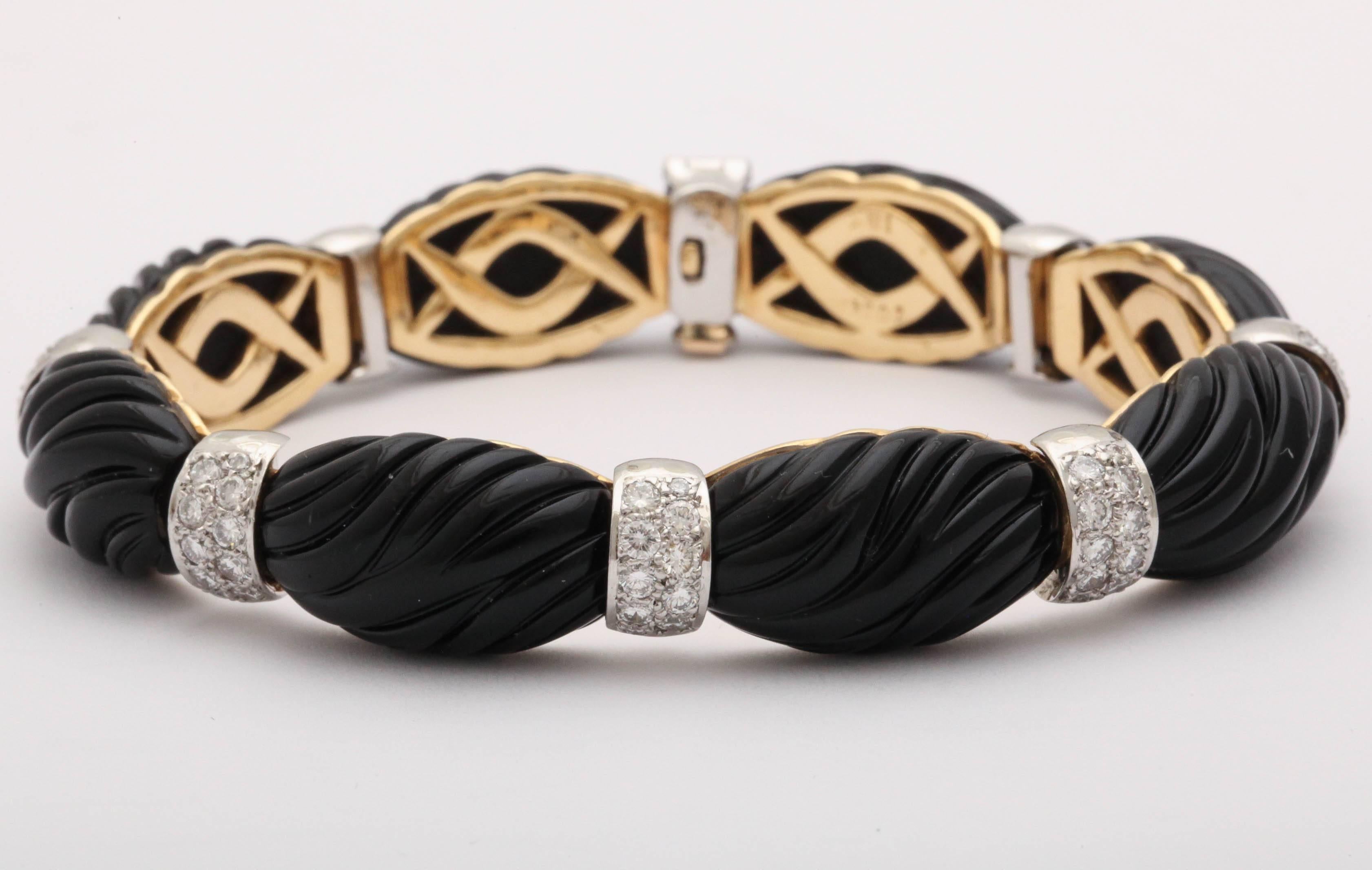  Onyx Diamond Gold Bracelet In Excellent Condition In New York, NY