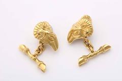 Pair of 18K Gold Ram's head cufflinks, 1970s