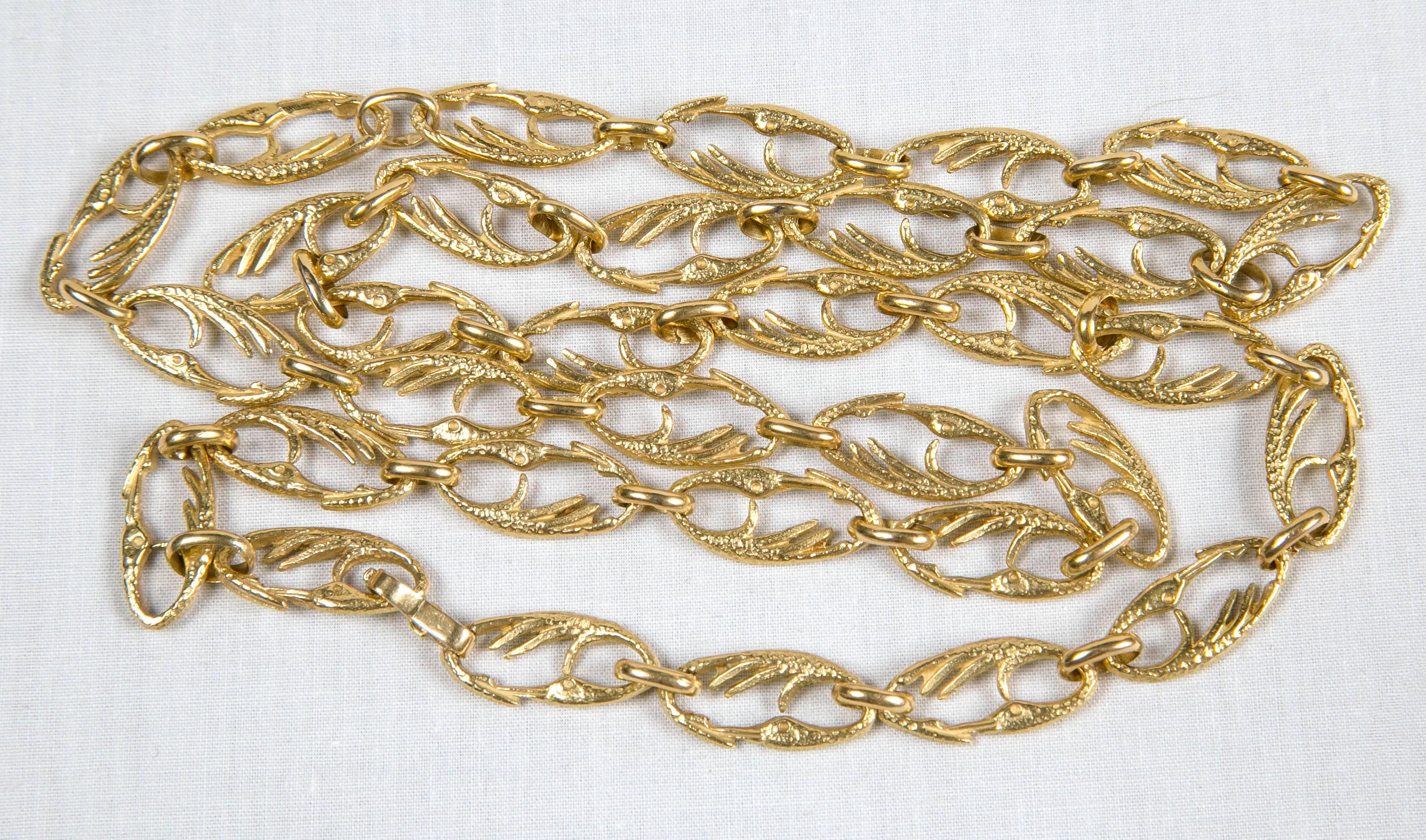 Gold Heron Links Necklace In Excellent Condition For Sale In St.amford, CT