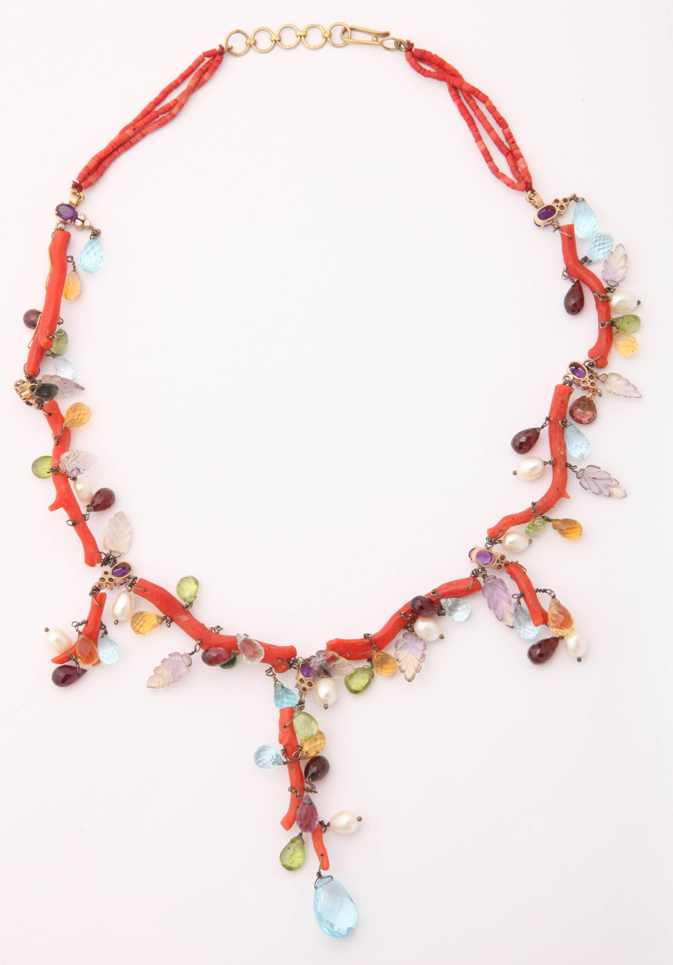 Women's Coral Semi Precious Stone Necklace Set For Sale