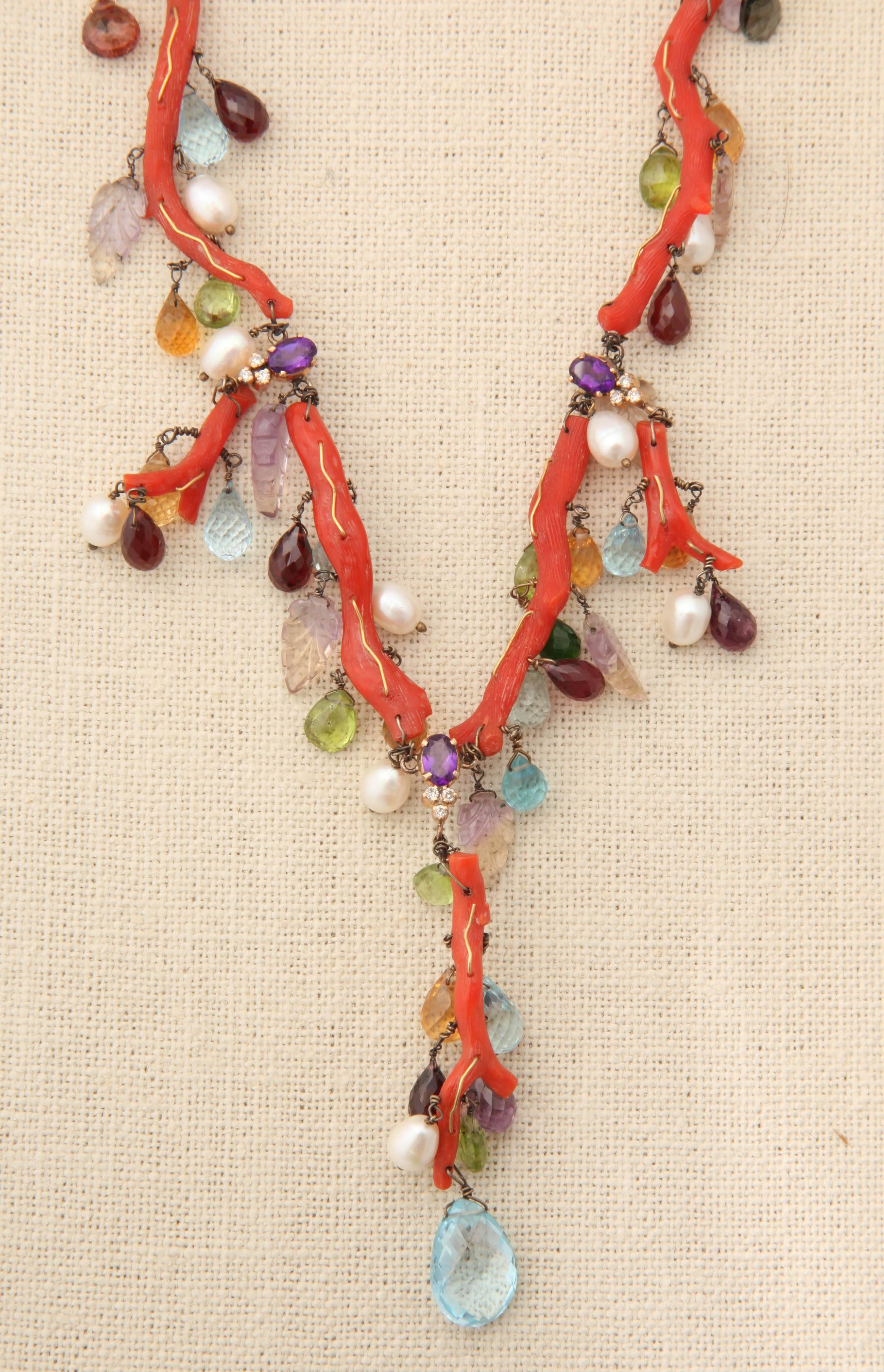 Coral Semi Precious Stone Necklace Set For Sale 2