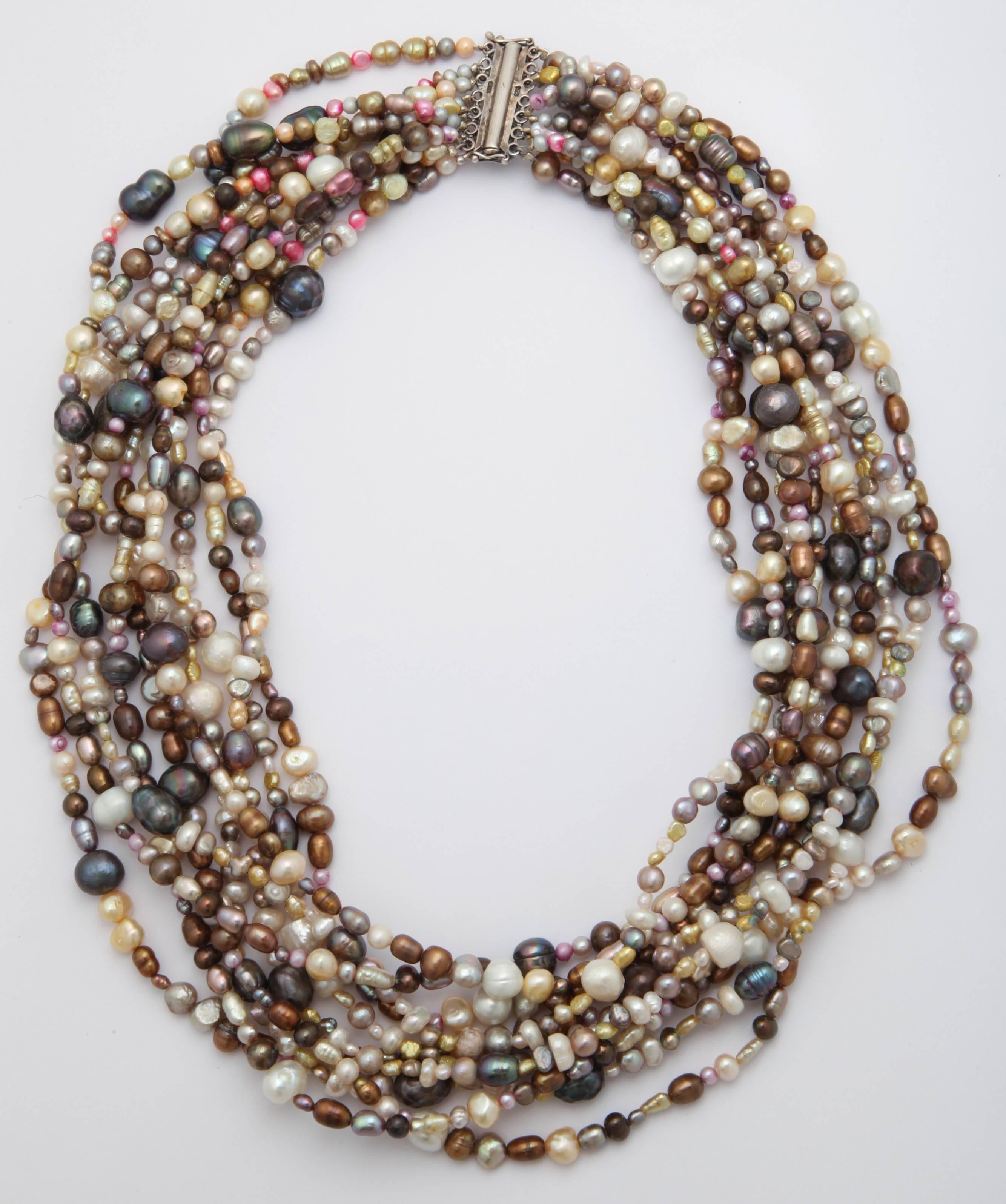 Ten Strand Multi-Color Pearl Necklace For Sale 1