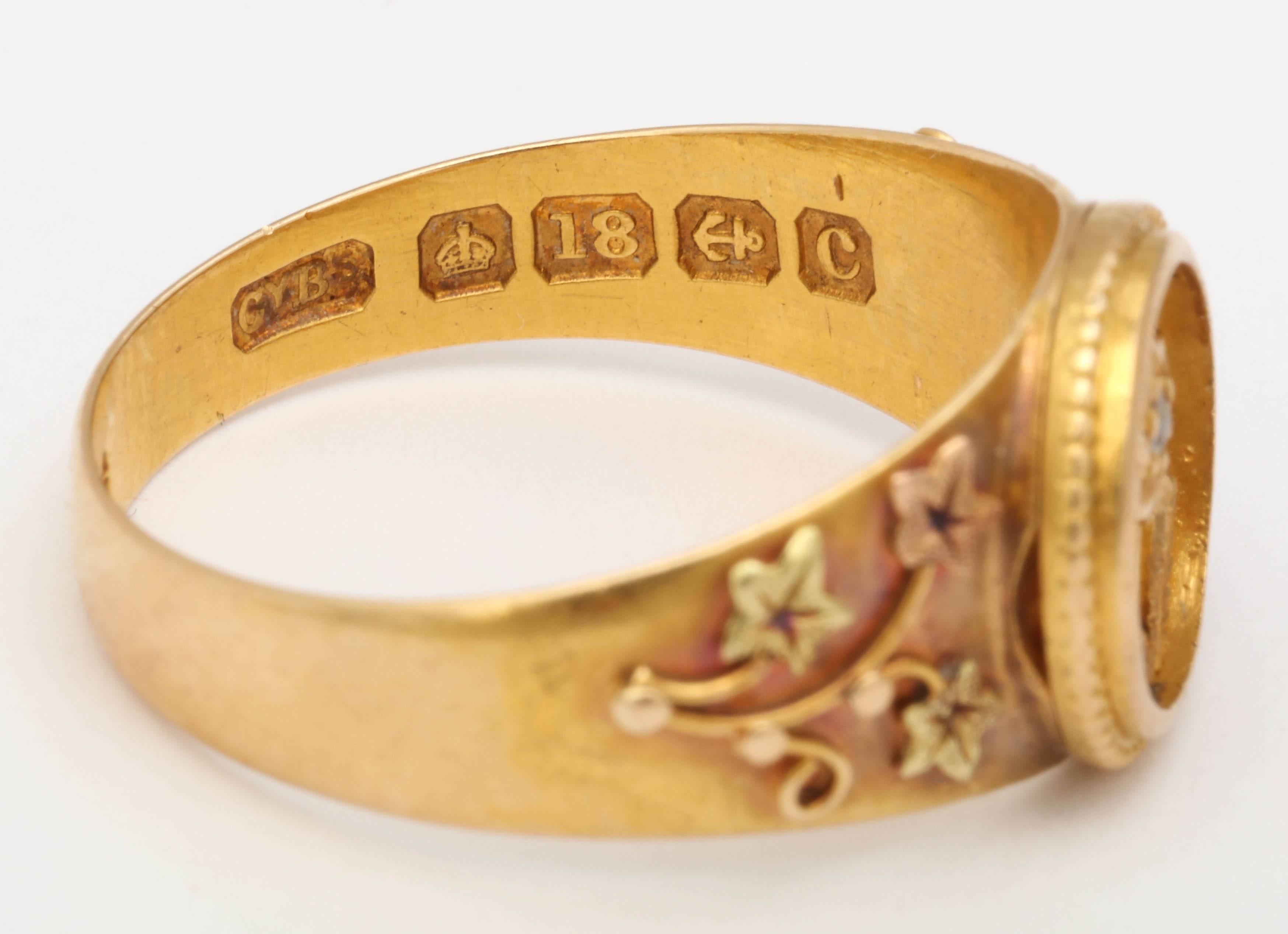 Diamond Gold Locket Ring for Sweet Thoughts In Excellent Condition In Stamford, CT