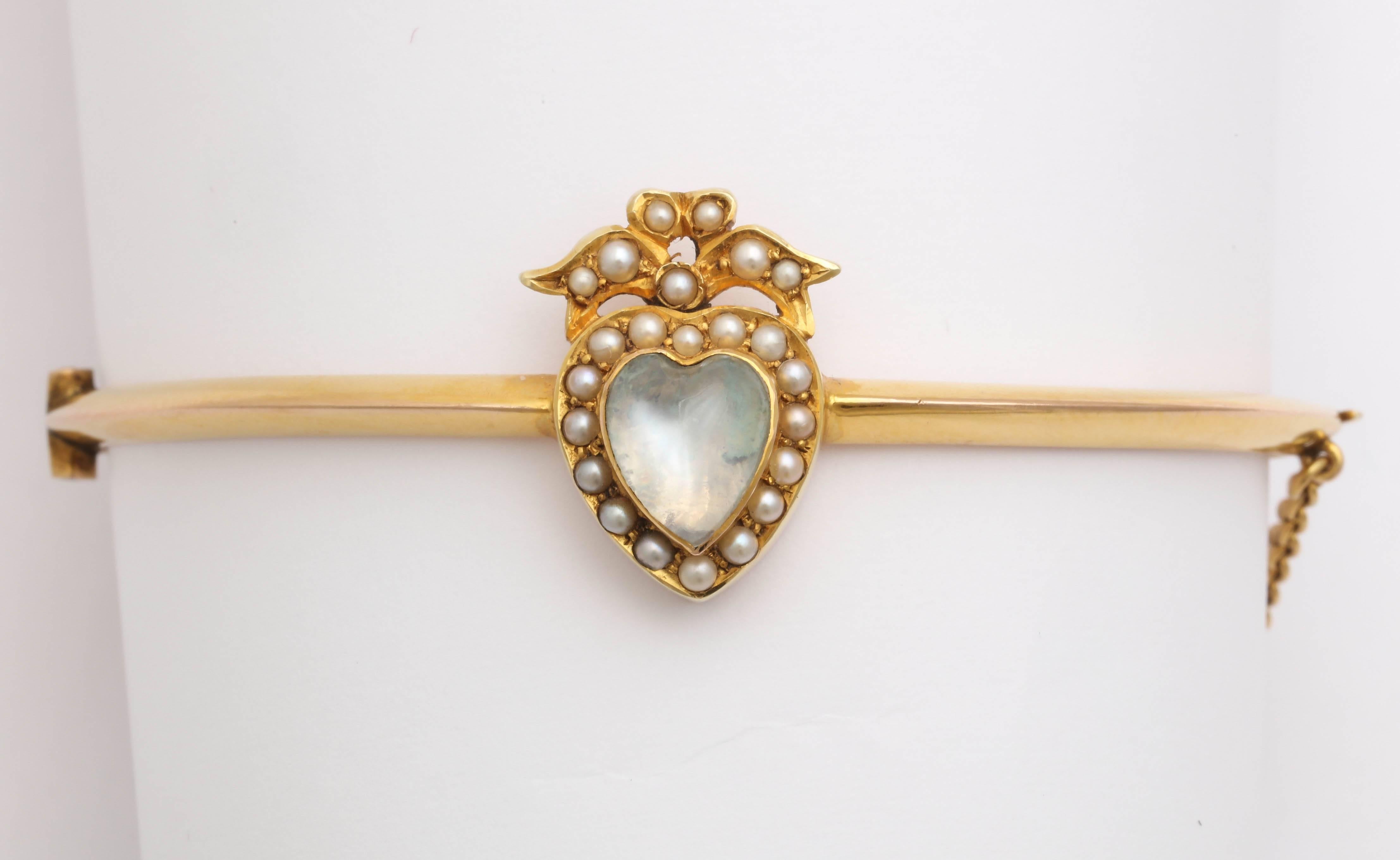 15 kt Moonstone and Pearl Hearts on a Knife Edge Bangle Bracelet c.1880 In Excellent Condition In Stamford, CT