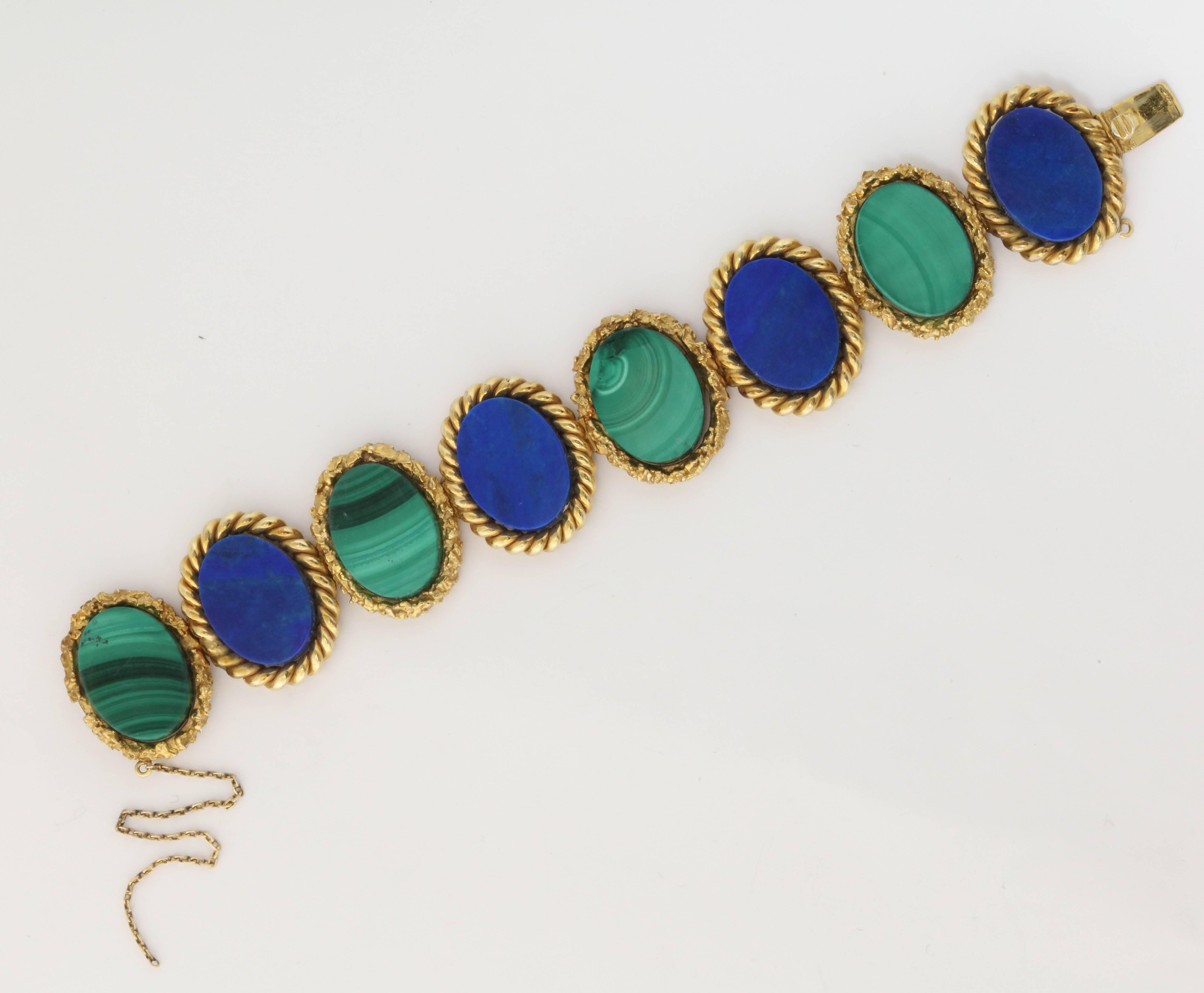 1960s High Quality Oval Cut Lapis Lazuli And Malachite Flexible Link Bracelet For Sale 2