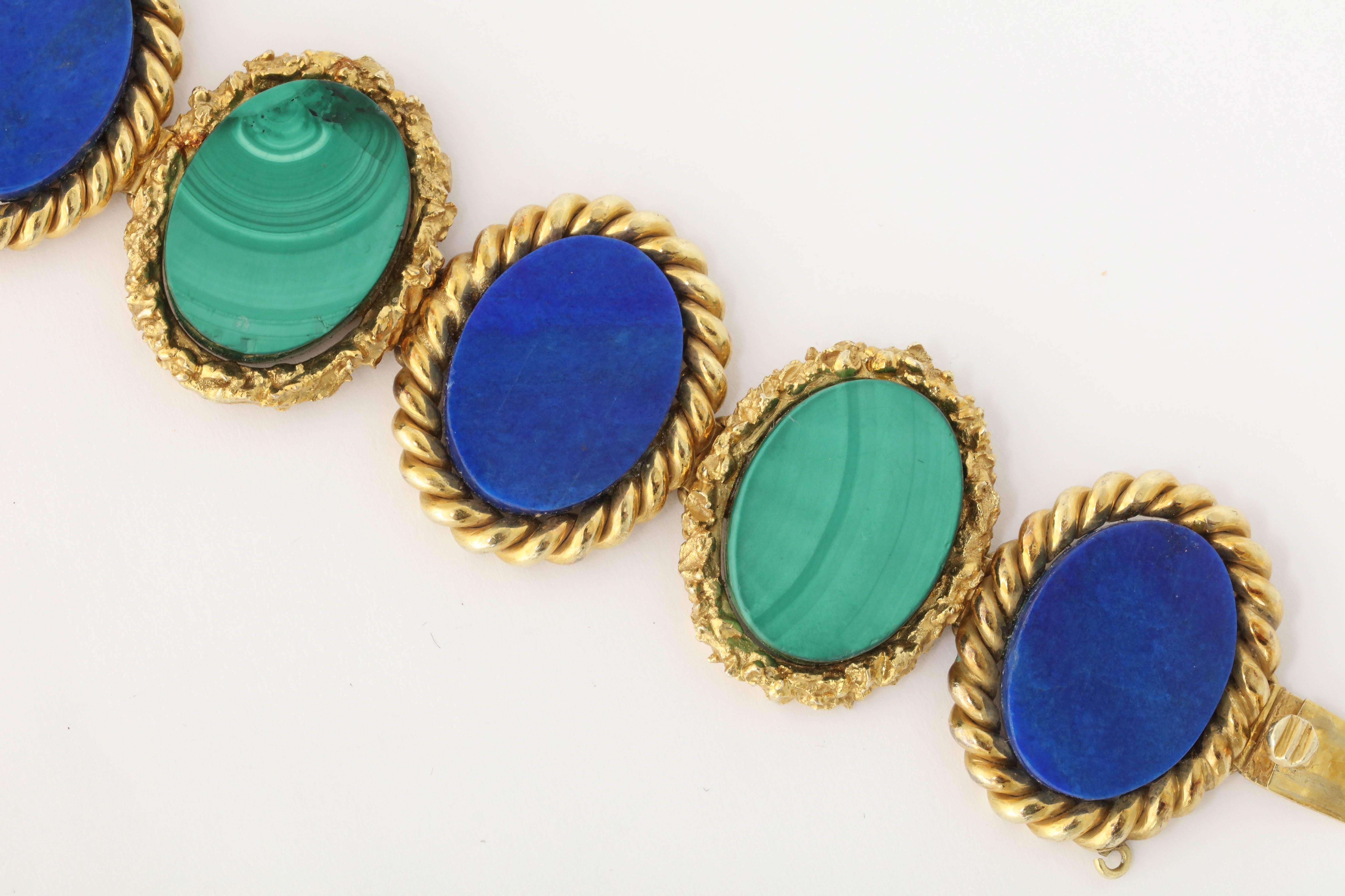 1960s High Quality Oval Cut Lapis Lazuli And Malachite Flexible Link Bracelet For Sale 3