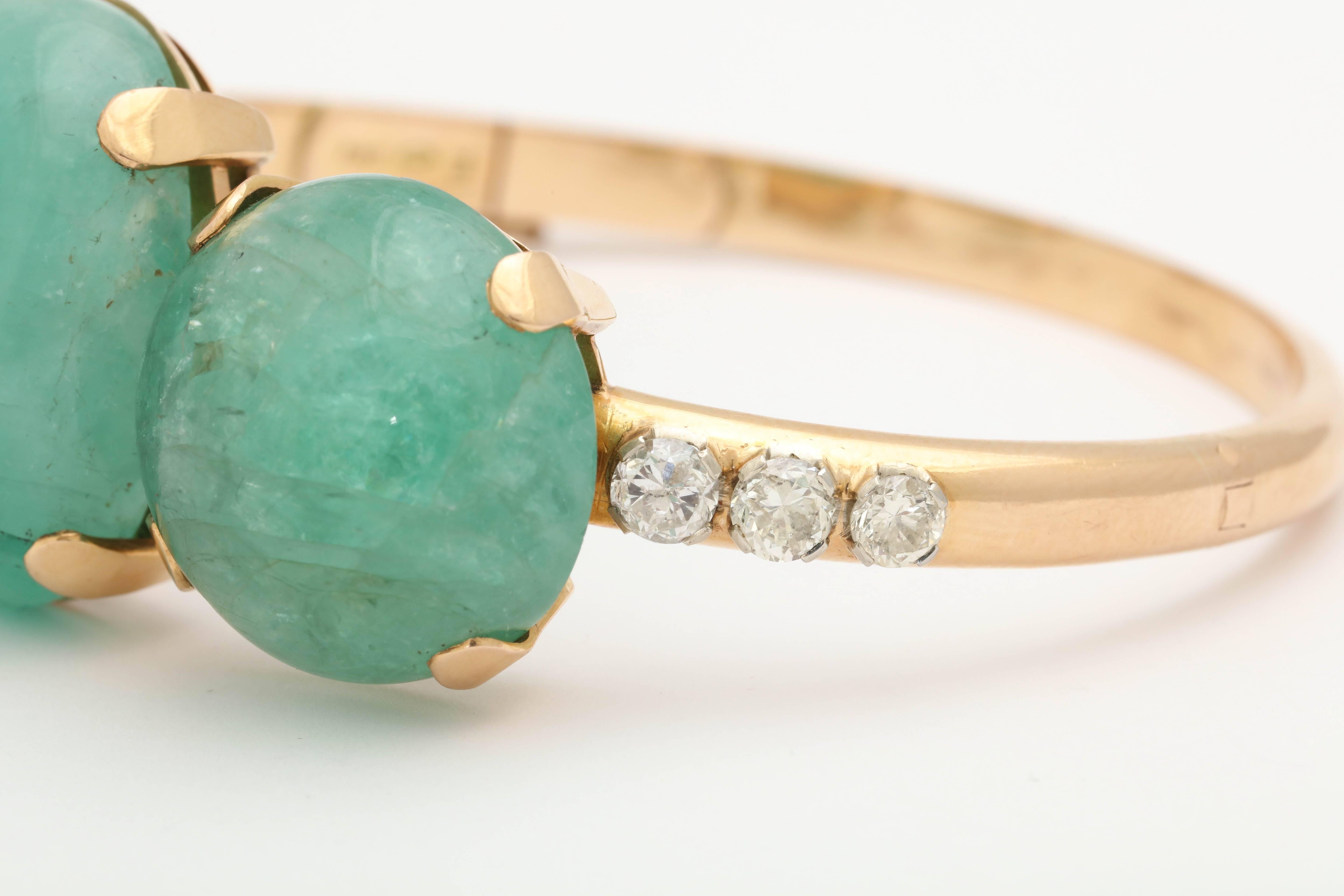 1950s Large Cabochon Emerald Diamond Gold Bangle Bracelet 3