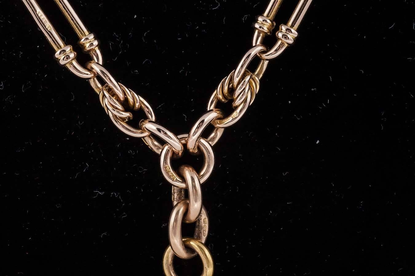 Gold Albert Watch Chain In Excellent Condition For Sale In London, GB