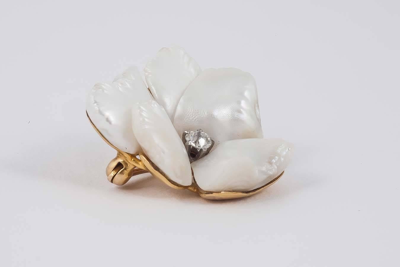 Pearl Pansy Brooch In Excellent Condition For Sale In London, GB