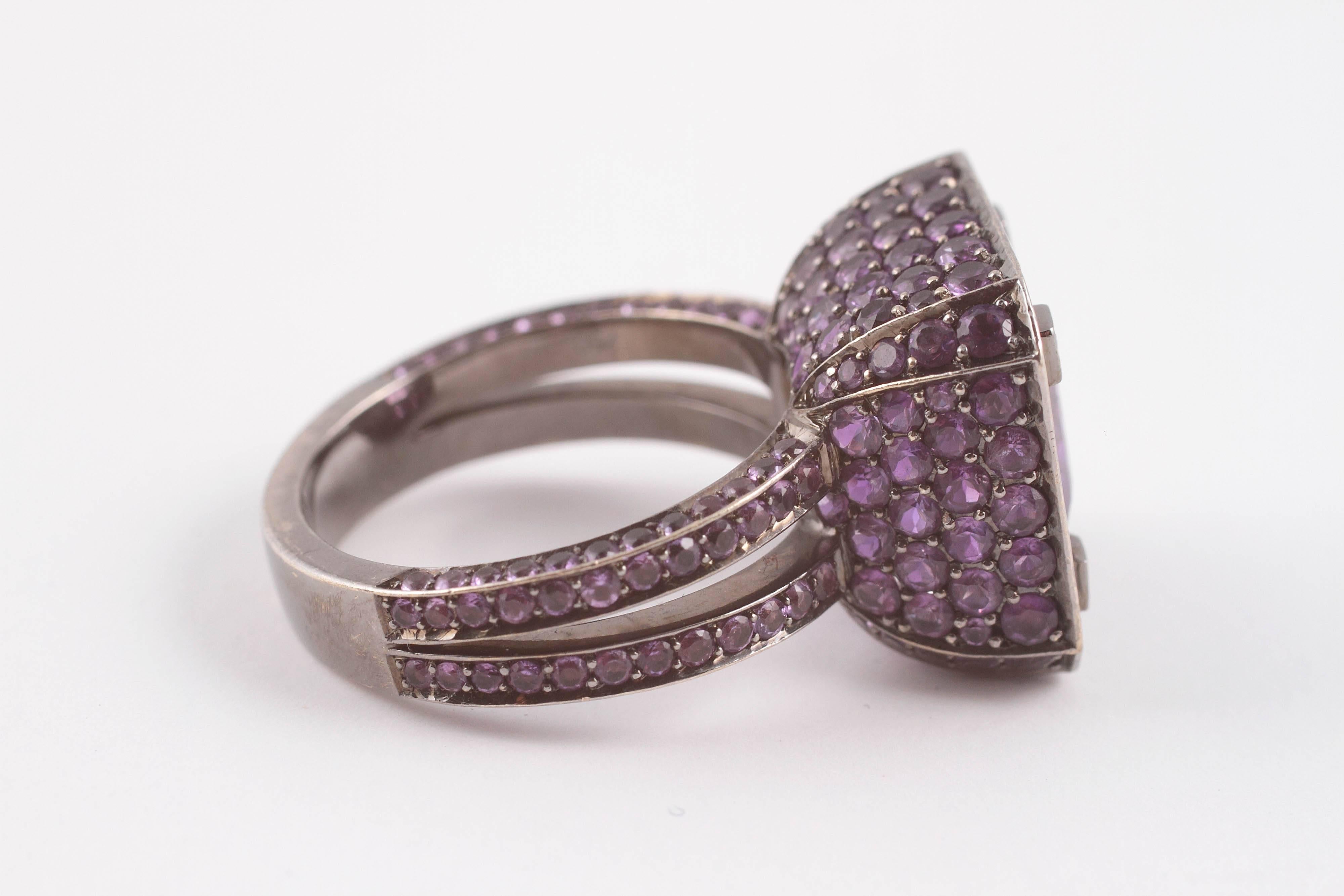 Solange 2.65 ct Amethyst Blackened Gold Cup Ring In Excellent Condition In Dallas, TX