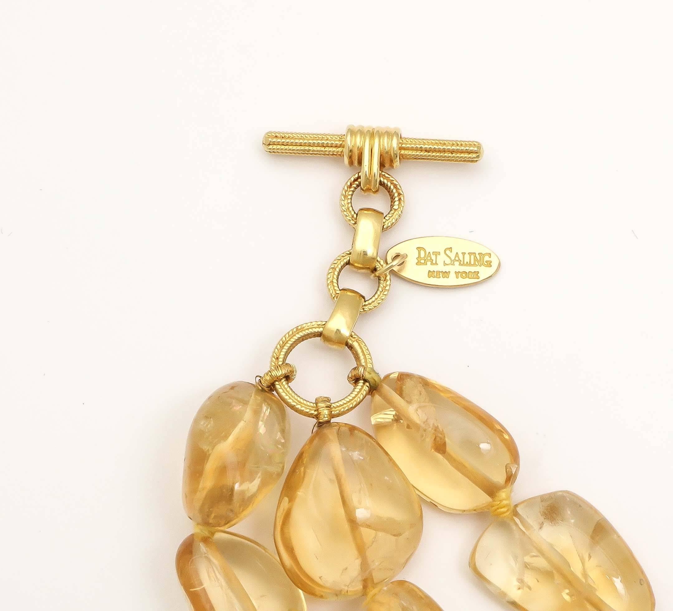 Pat Saling Collier de perles en or à trois rangs de citrine Pour femmes en vente