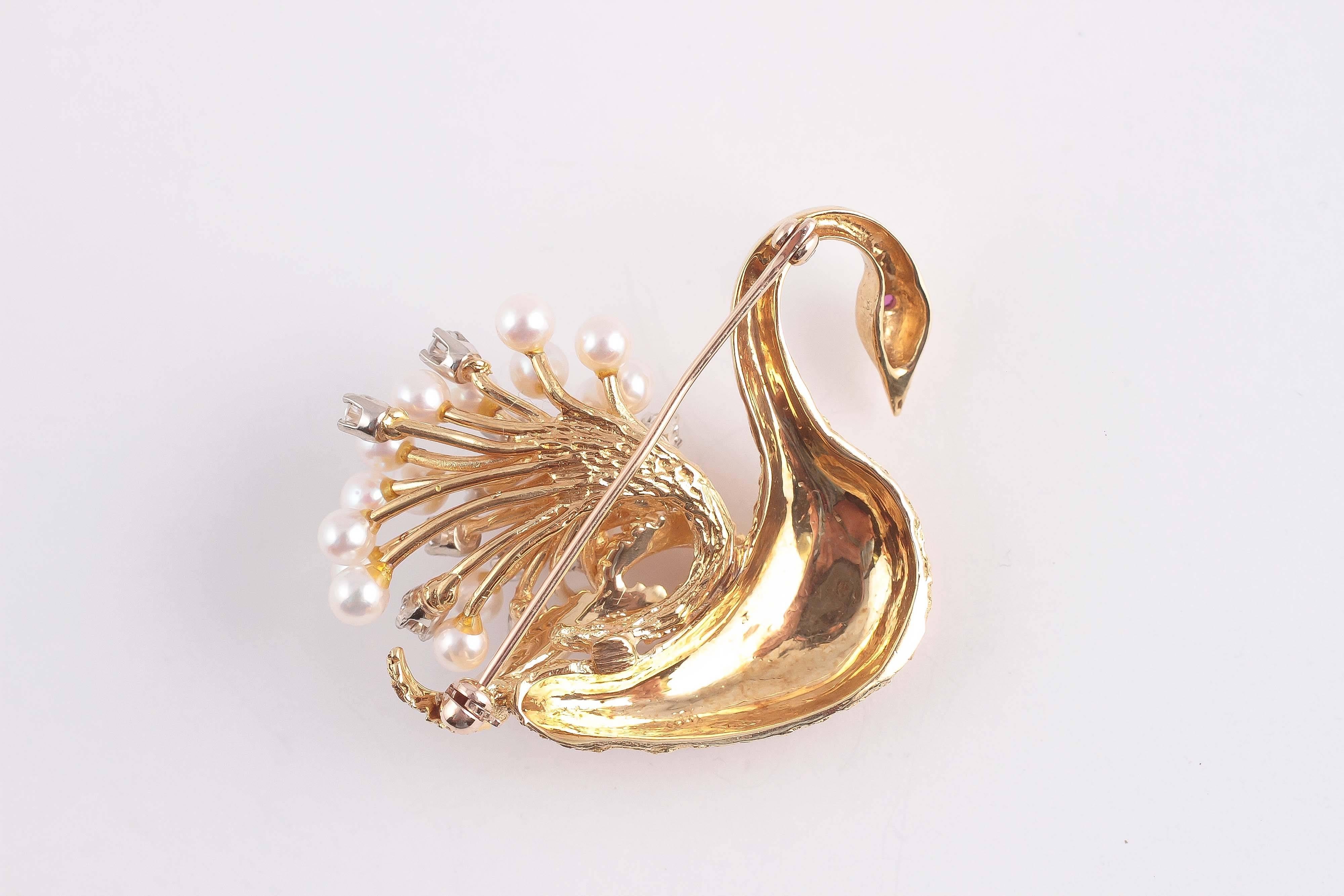 Pearl Ruby Diamond Gold Swan Brooch  In Excellent Condition In Dallas, TX
