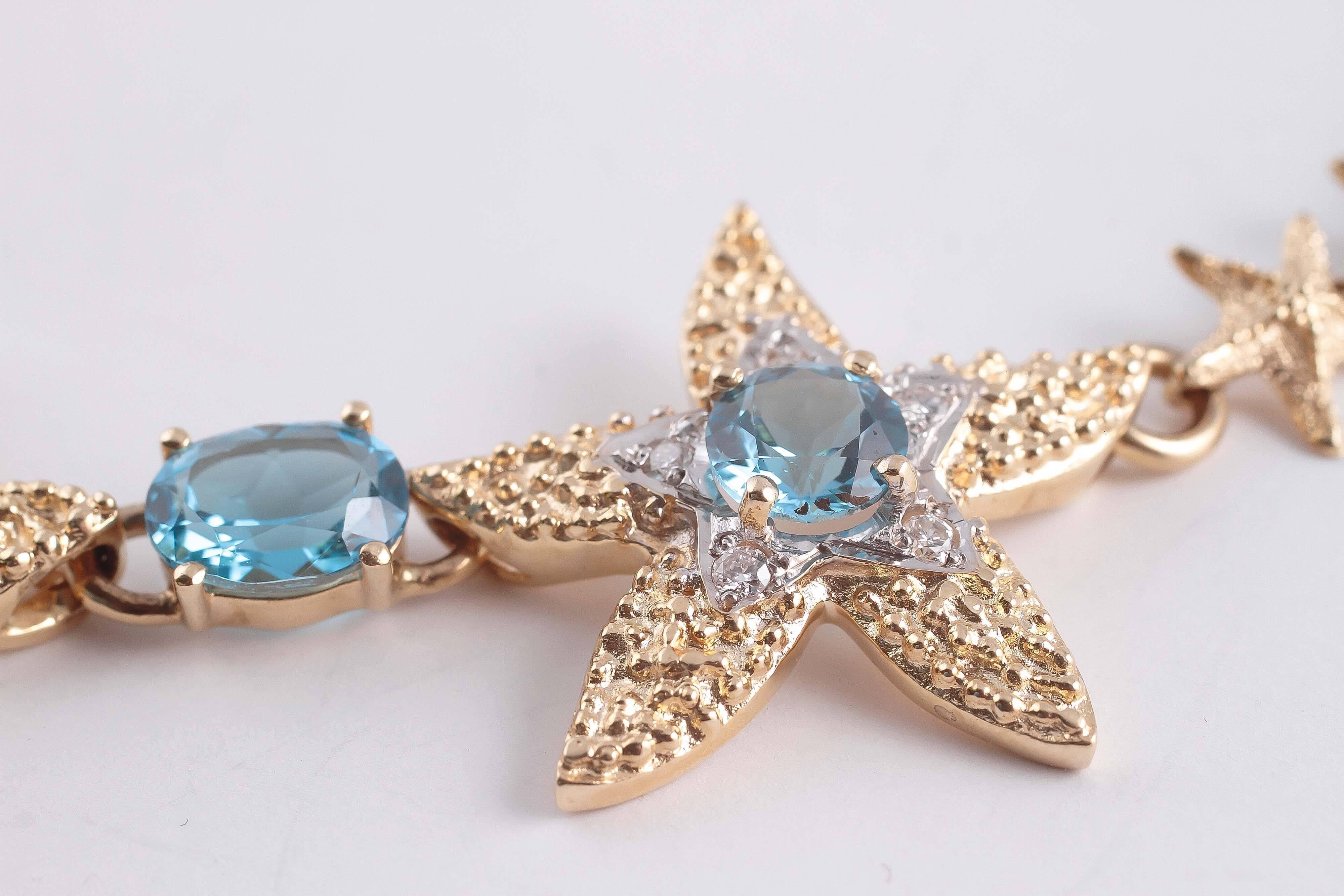 Blue Topaz Gold Starfish Necklace  In Excellent Condition In Dallas, TX