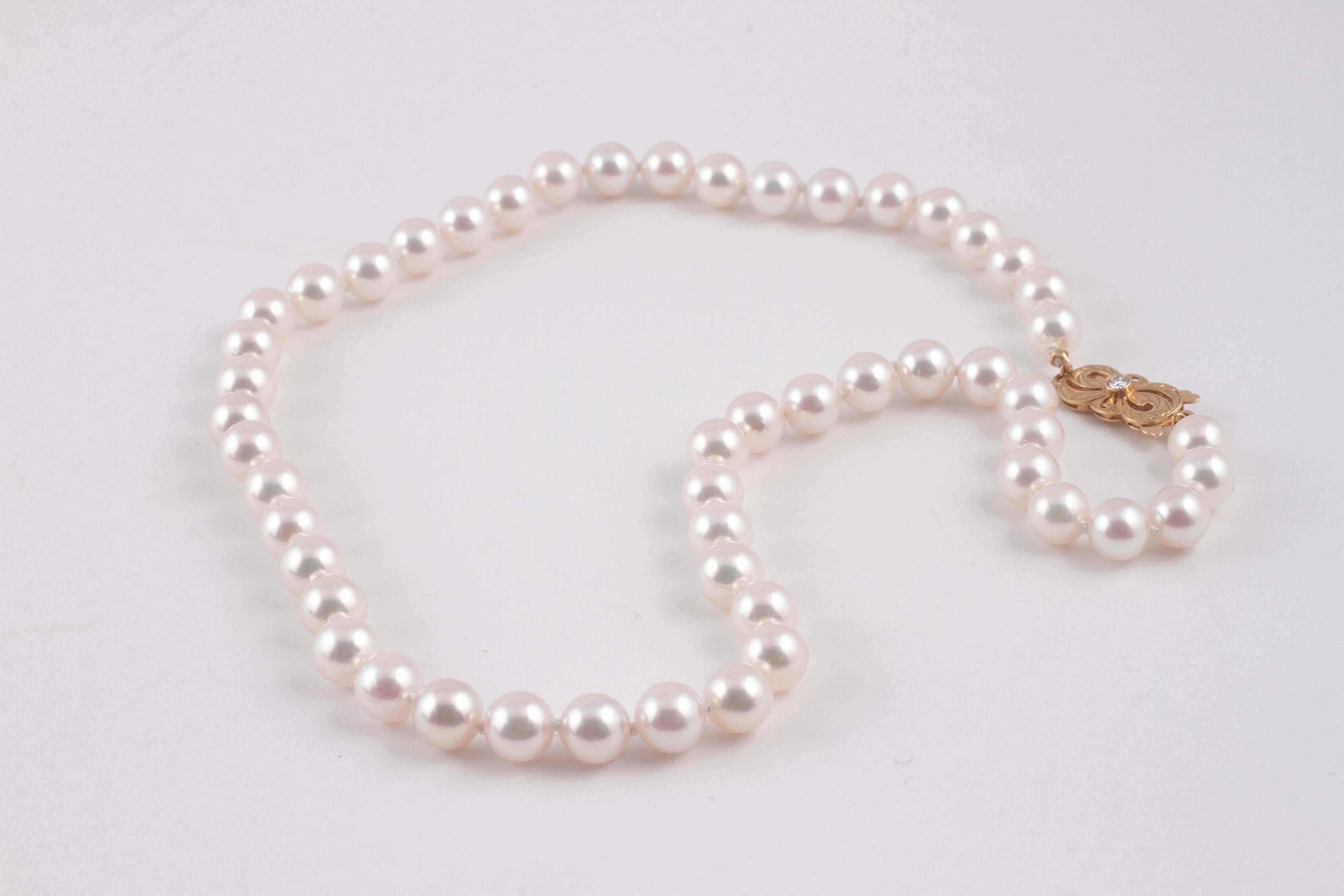 Mikimoto Perlenkette mit Diamantverschluss im Zustand „Hervorragend“ in Dallas, TX