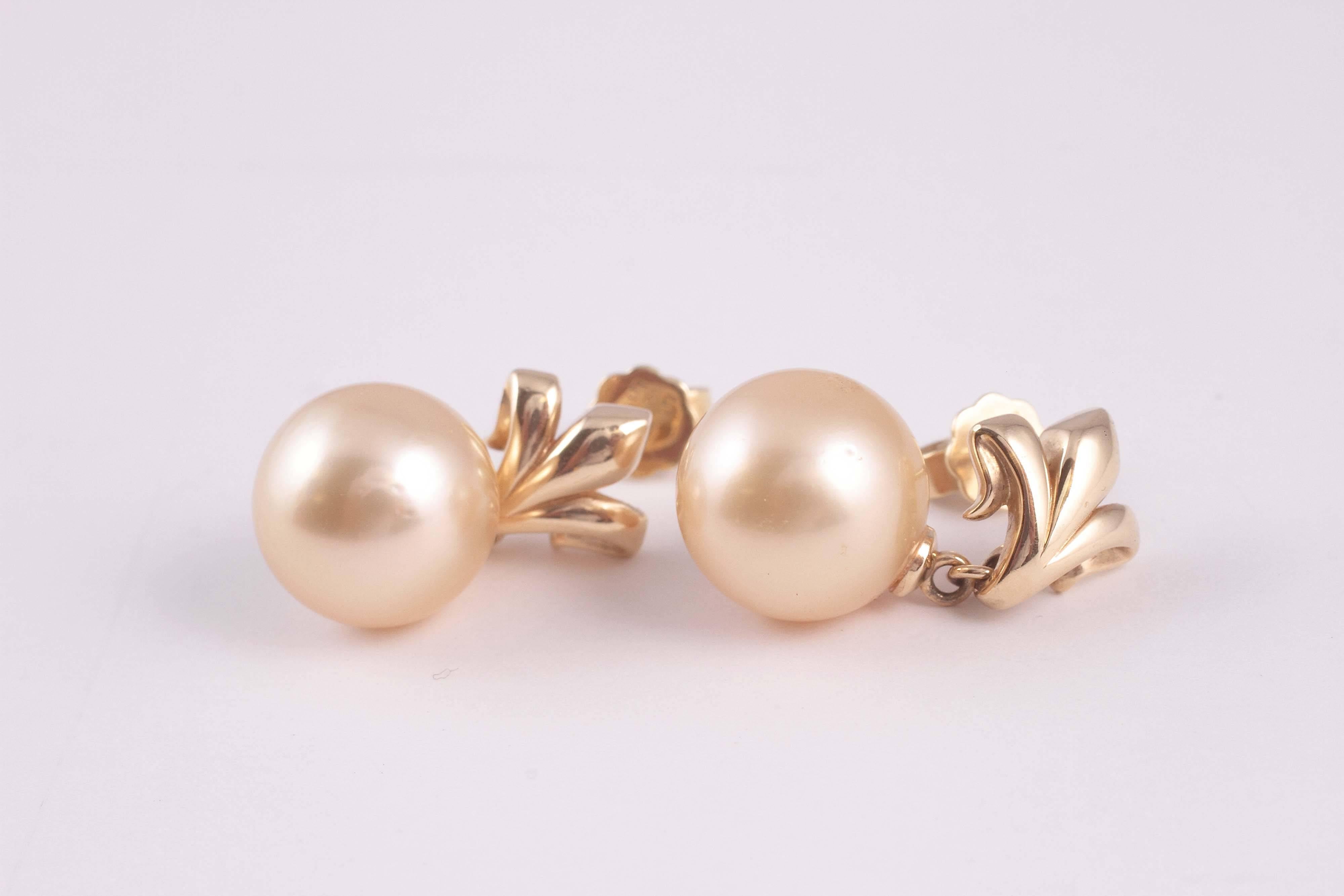 South Sea Pearl Gold Fleur de Lis Earrings 2