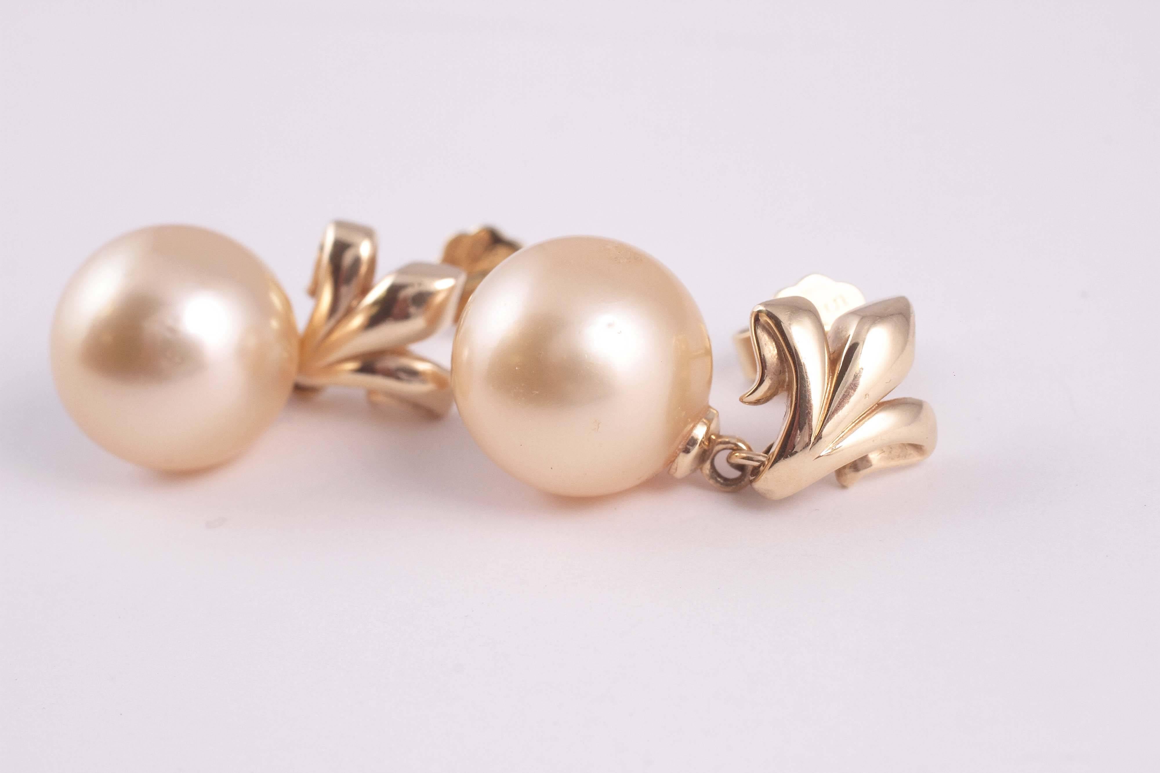 South Sea Pearl Gold Fleur de Lis Earrings 3