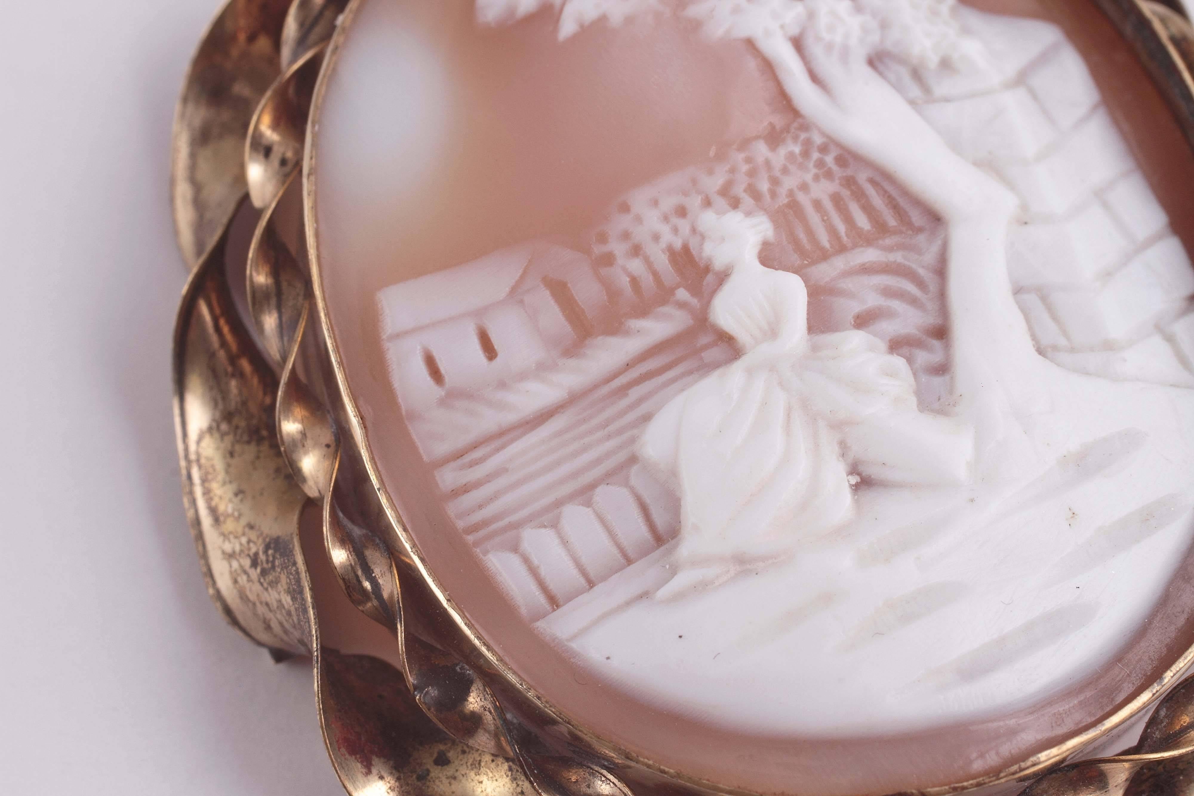  Victorian Cameo Gold Brooch 3