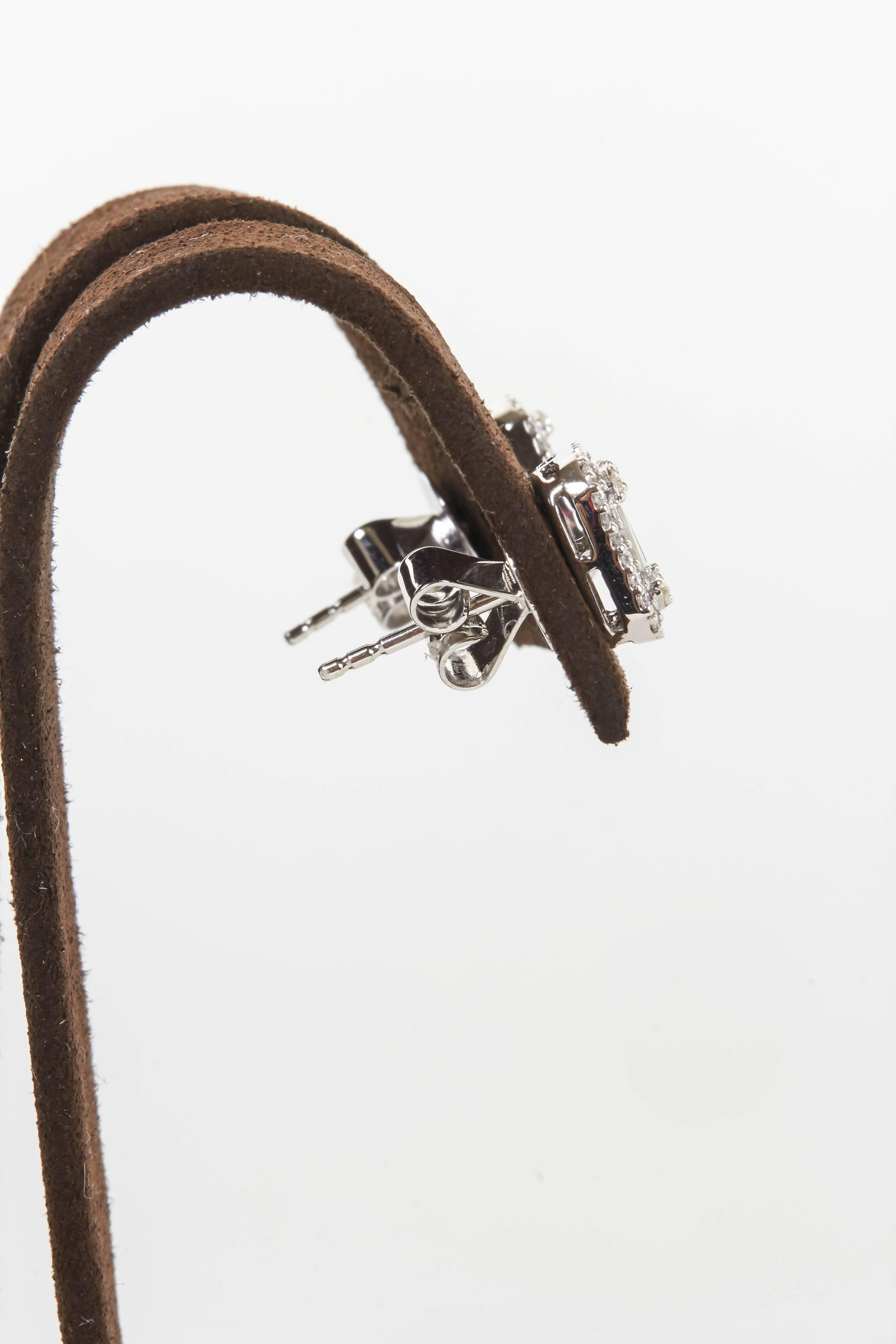 Illusion Smaragdschliff Diamant-Ohrstecker aus Gold im Zustand „Neu“ in New York, NY