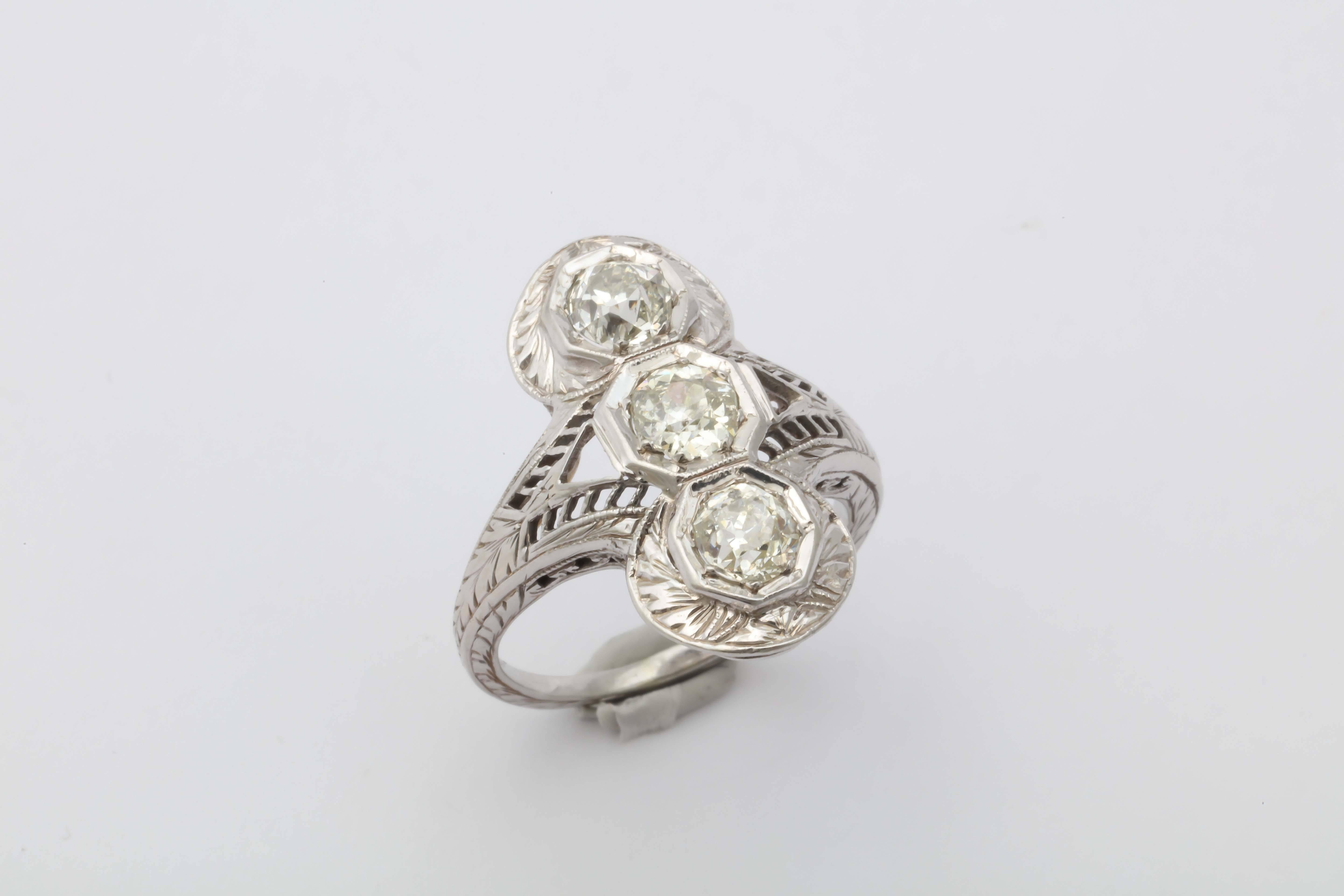 Edwardian Three Diamond Ring 3