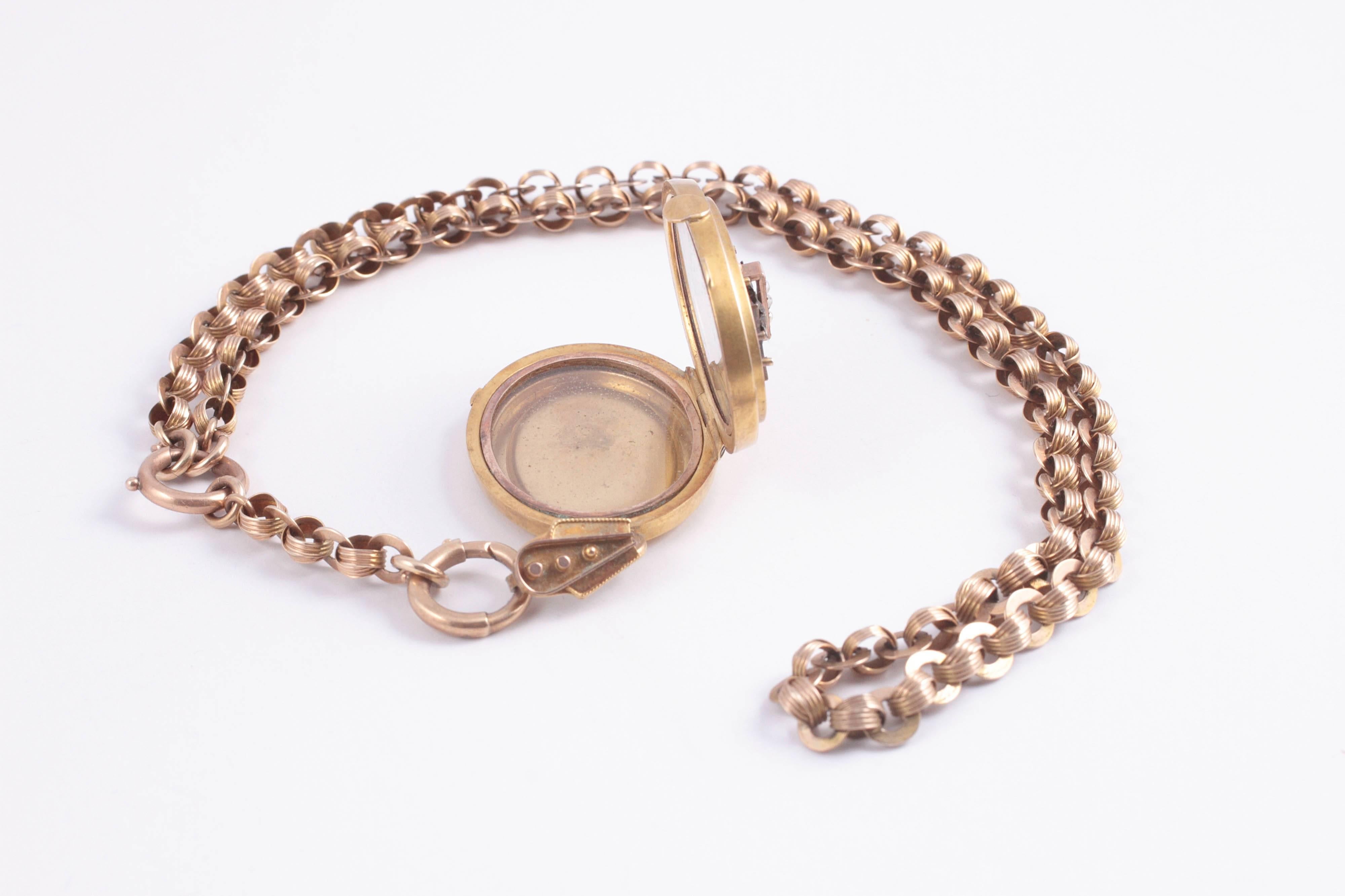 Women's Victorian Pearl Gold Locket and Chain