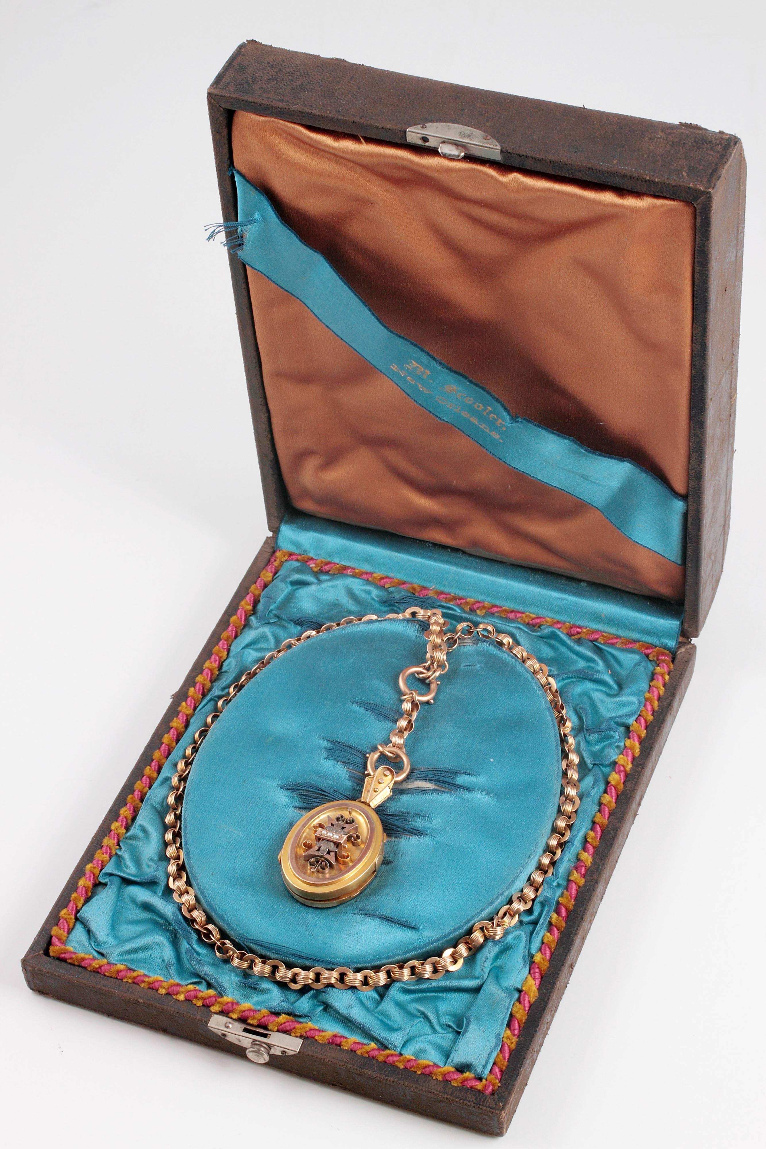 Victorian Pearl Gold Locket and Chain 2