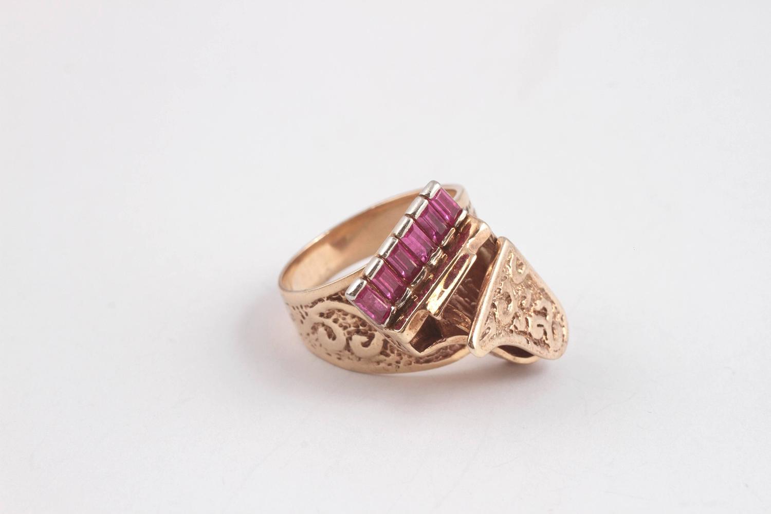 Ruby Gold Grand Piano Ring For Sale at 1stdibs