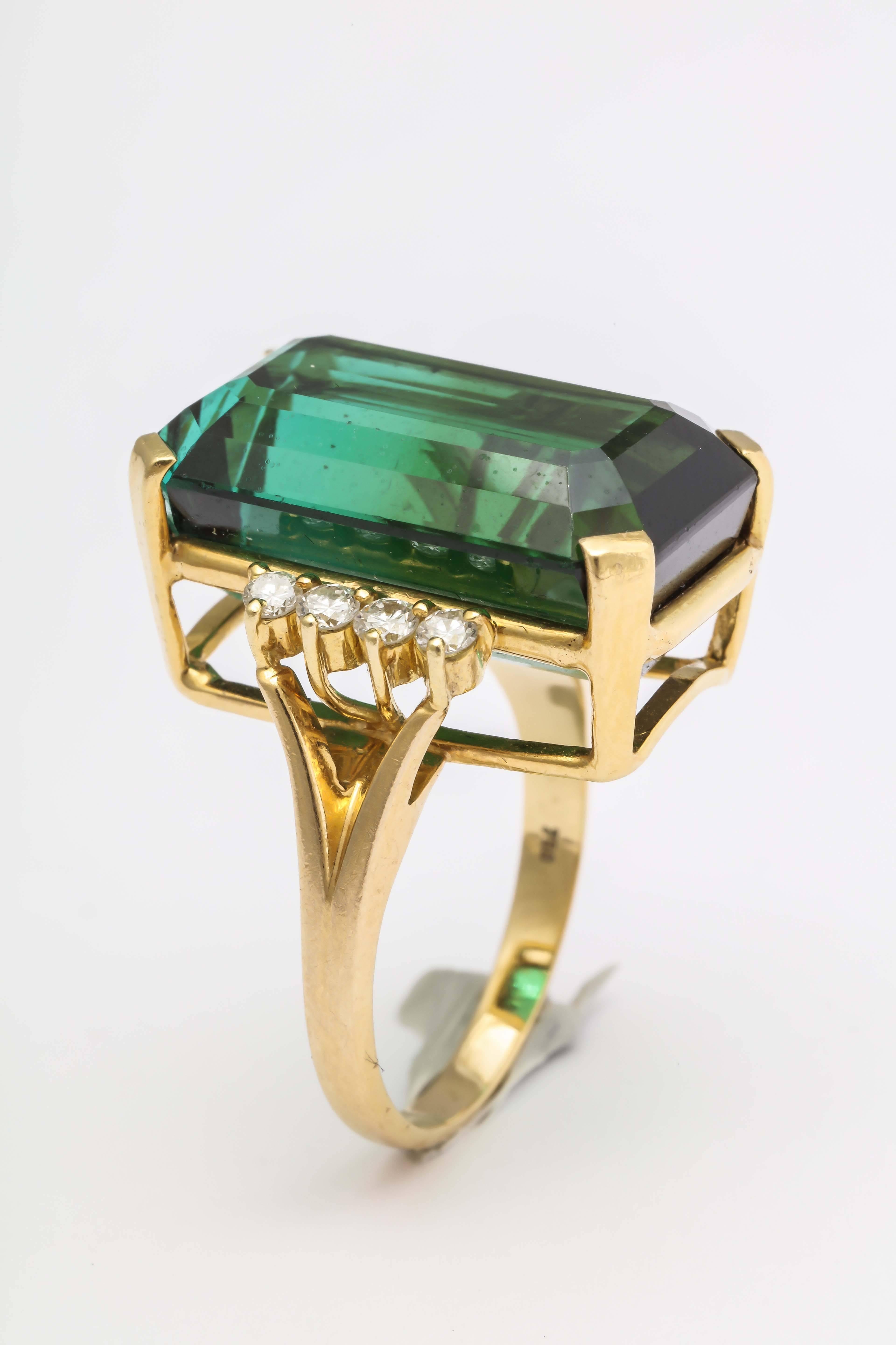 Women's H.Stern Green Tourmaline Diamond Gold Ring