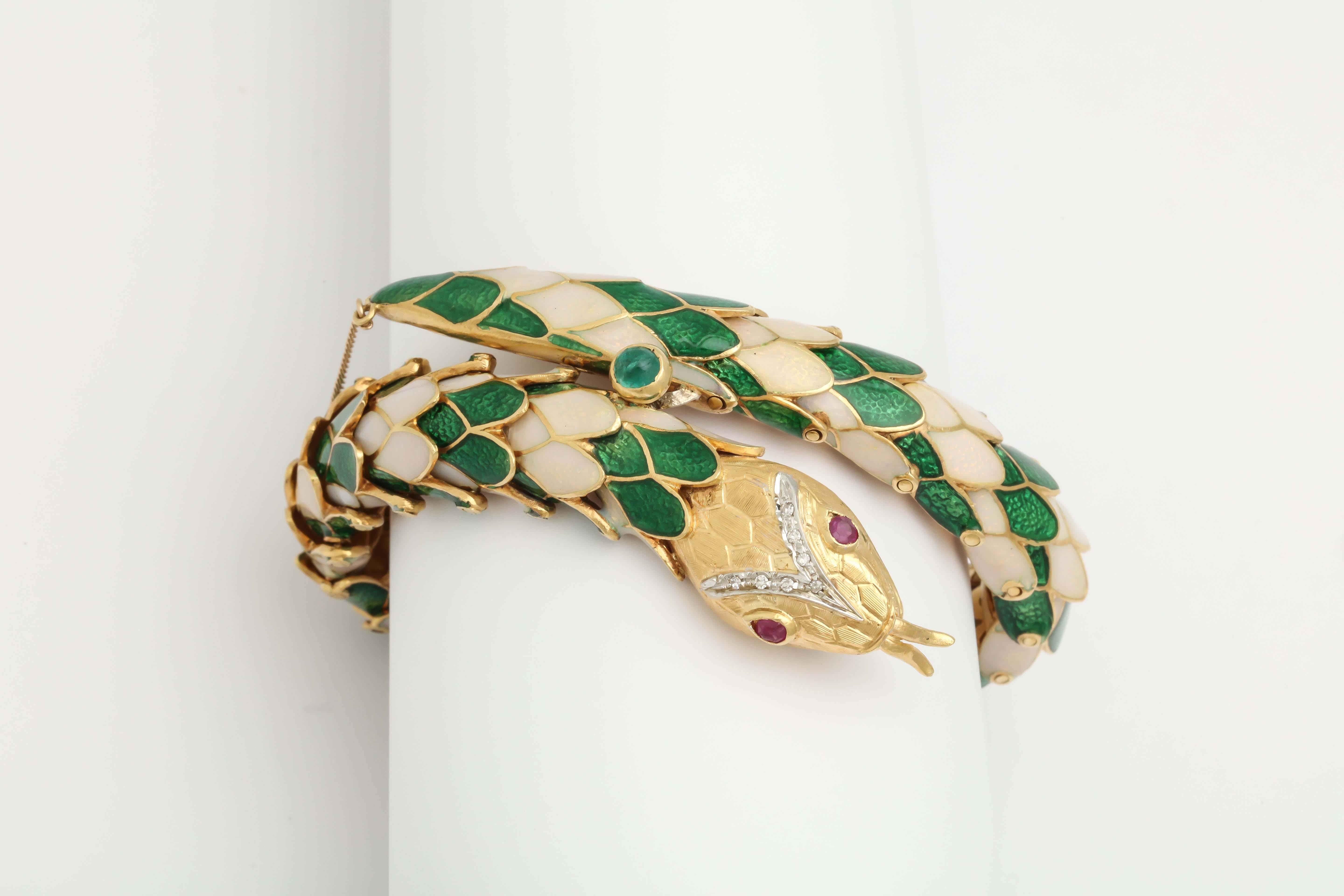 1950s Green and White Enamel Diamond Gold Flexible Serpent Bracelet  6