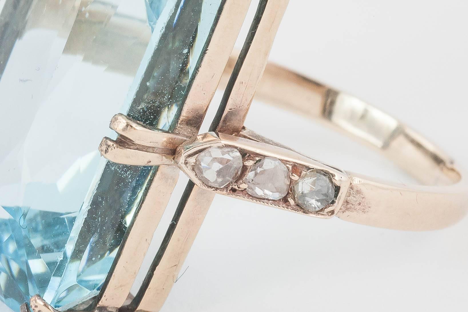 35 Plus Carats Aquamarine Diamond Gold Ring  For Sale 1