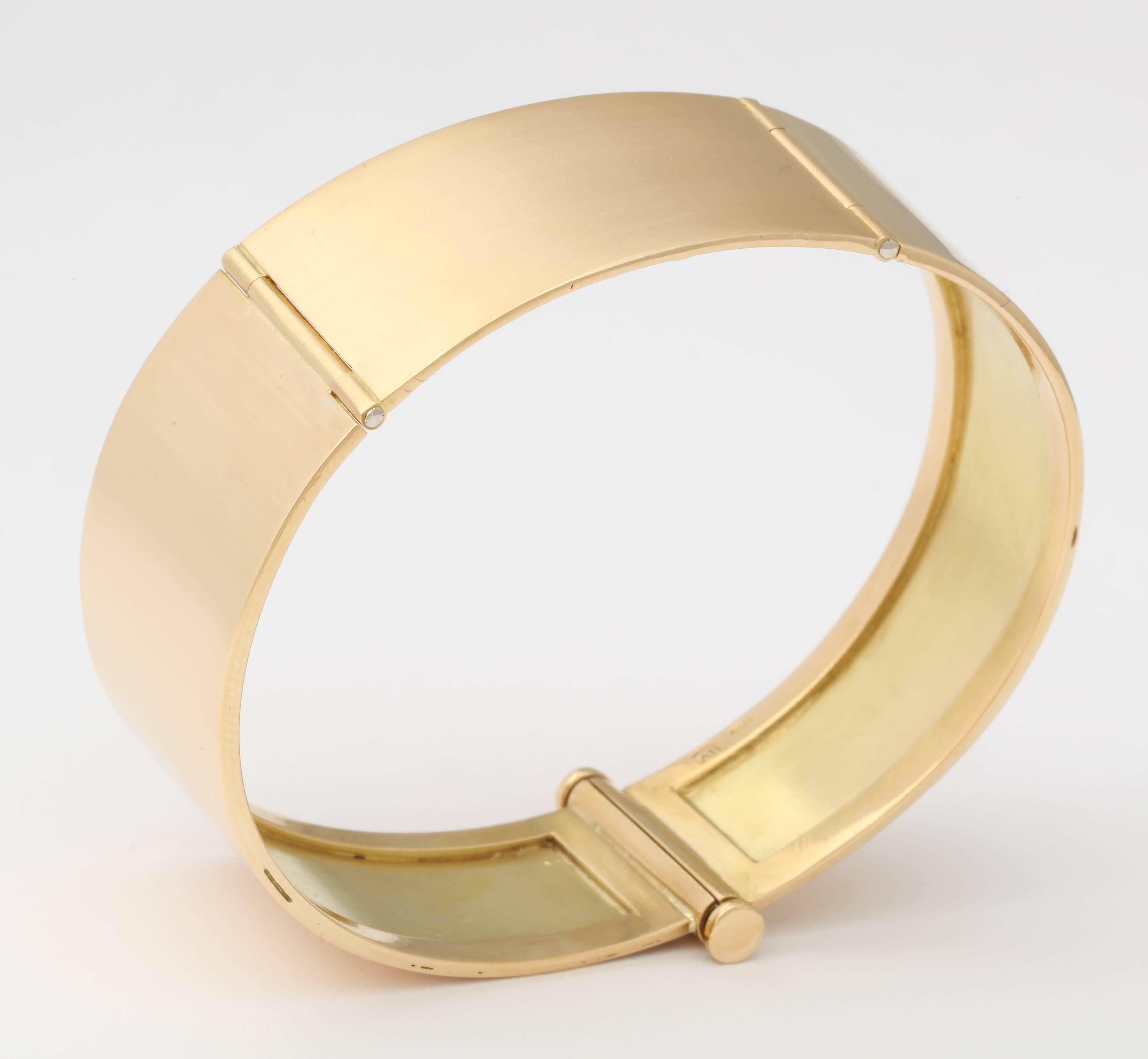 Modernist 1950s Gold Hinged Bangle Bracelet