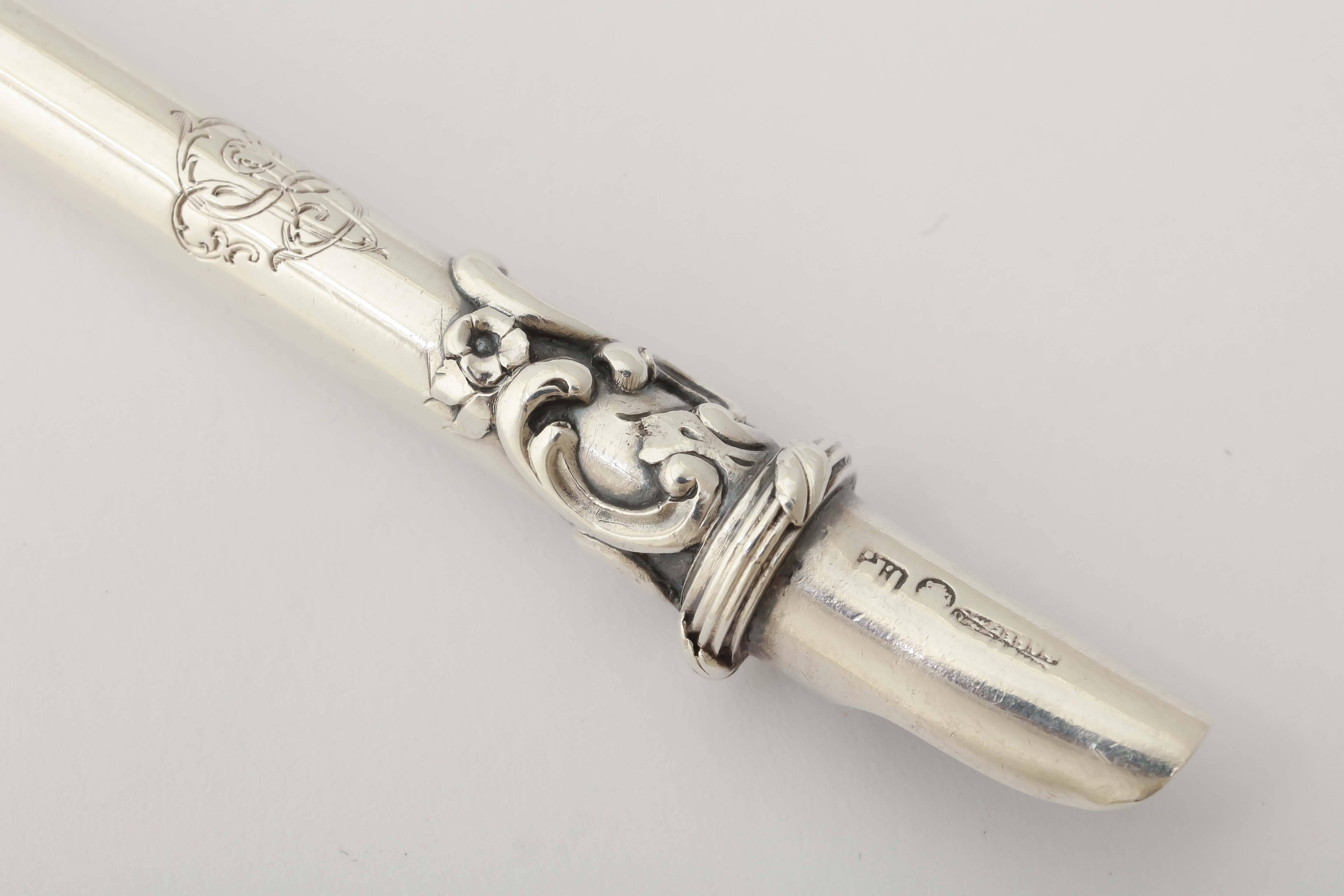 Stylo à plume en argent Fabergé de l'époque impériale, Saint-Pétersbourg, 1890 Unisexe en vente