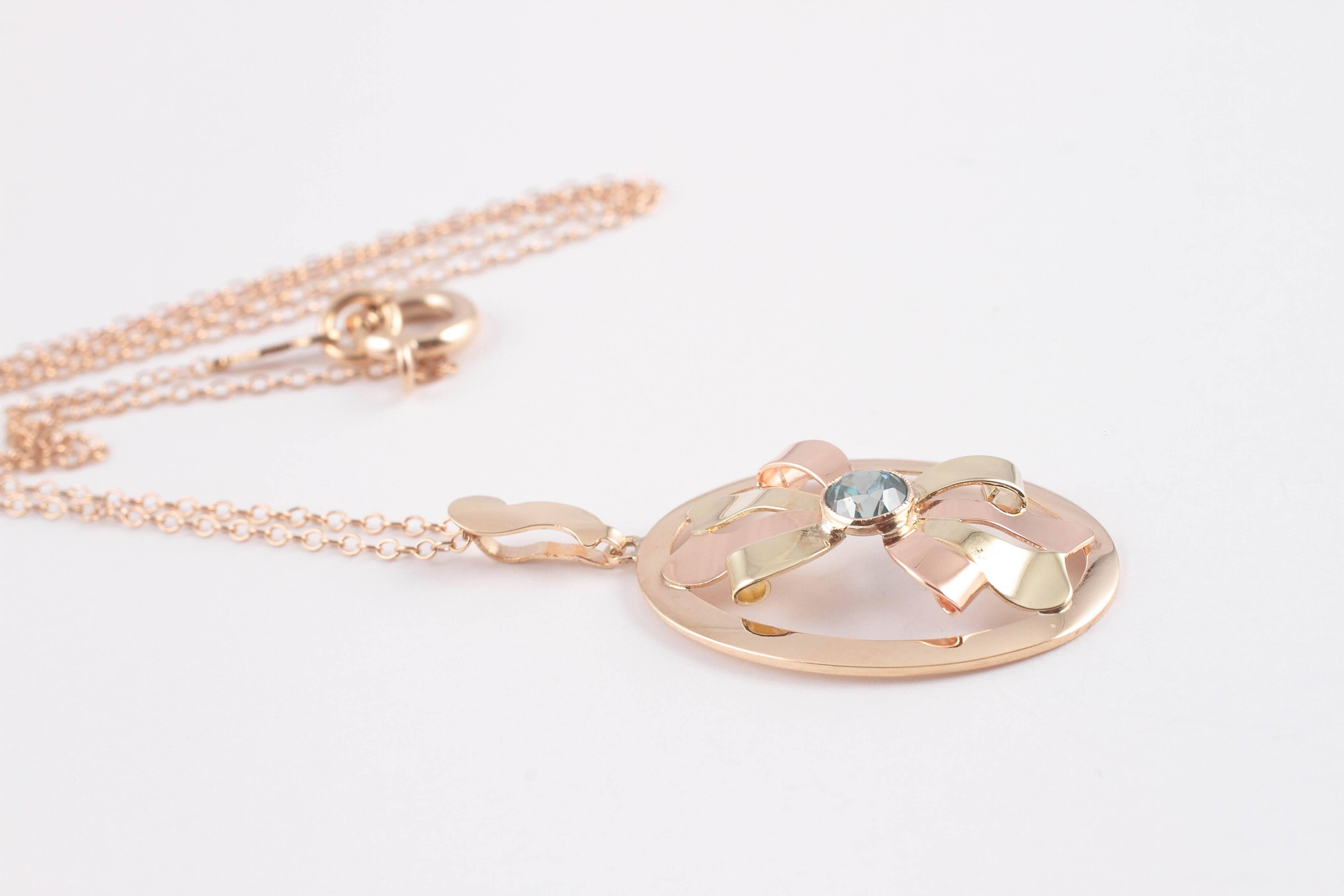 Women's Retro Yellow gold and Natural Zircon Pendant with Chain