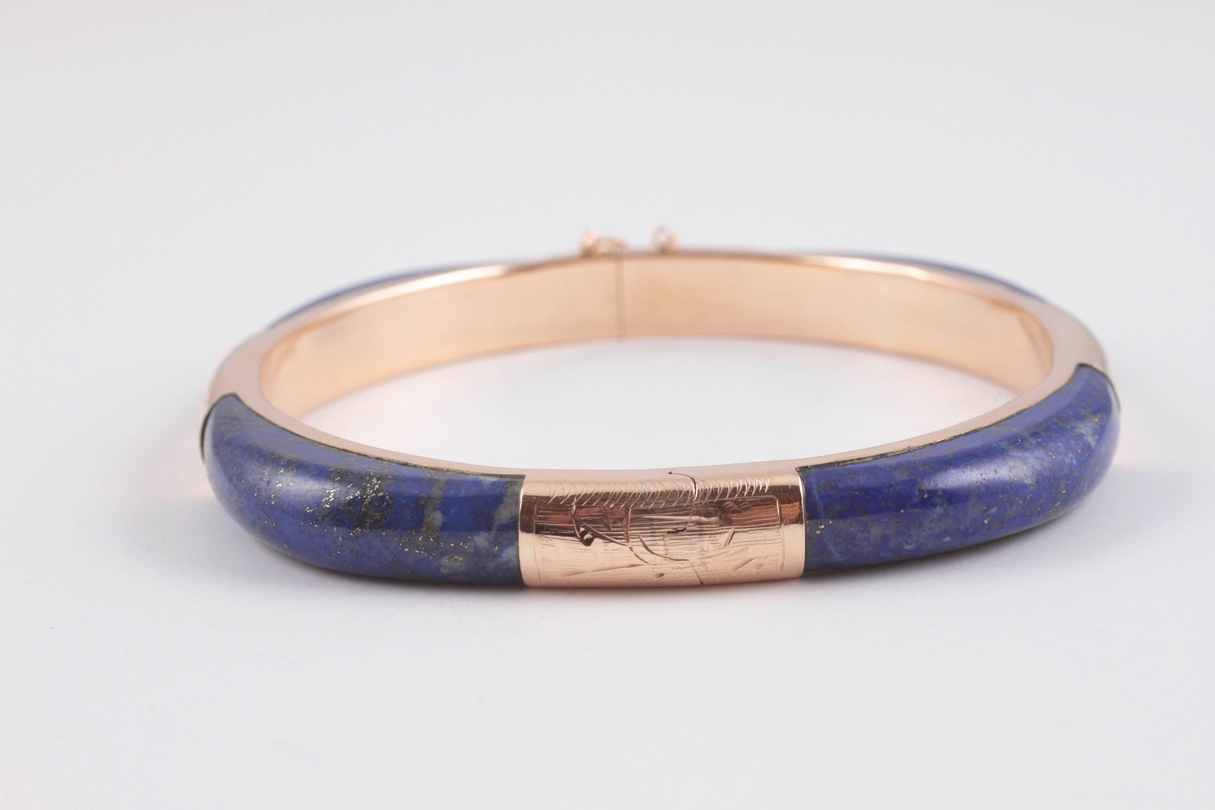 Lapis und Gelbgold Scharnier-Armband im Zustand „Hervorragend“ in Dallas, TX