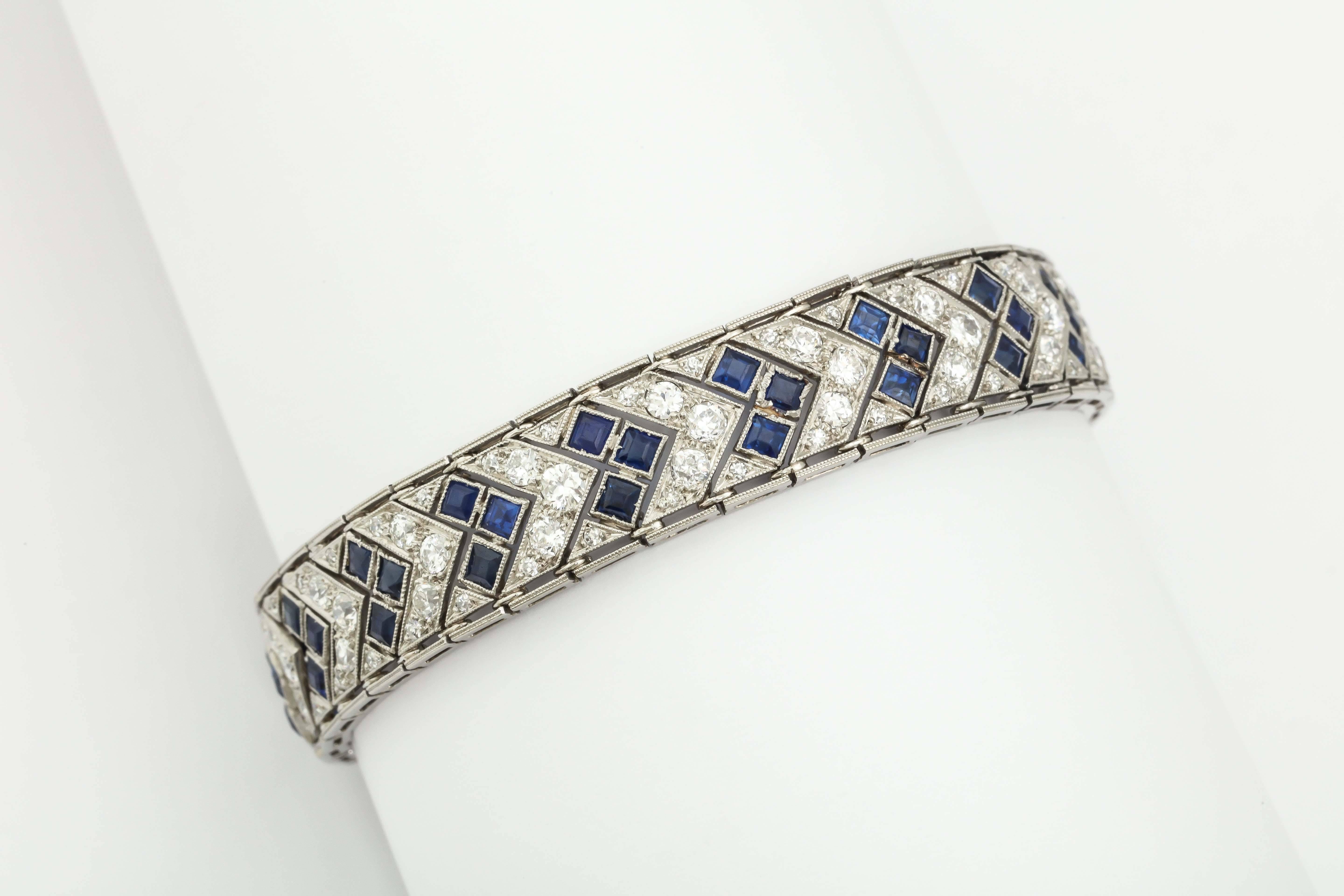 1920s Art Deco French Cut Sapphire Diamond Platinum Flexible Bracelet 4