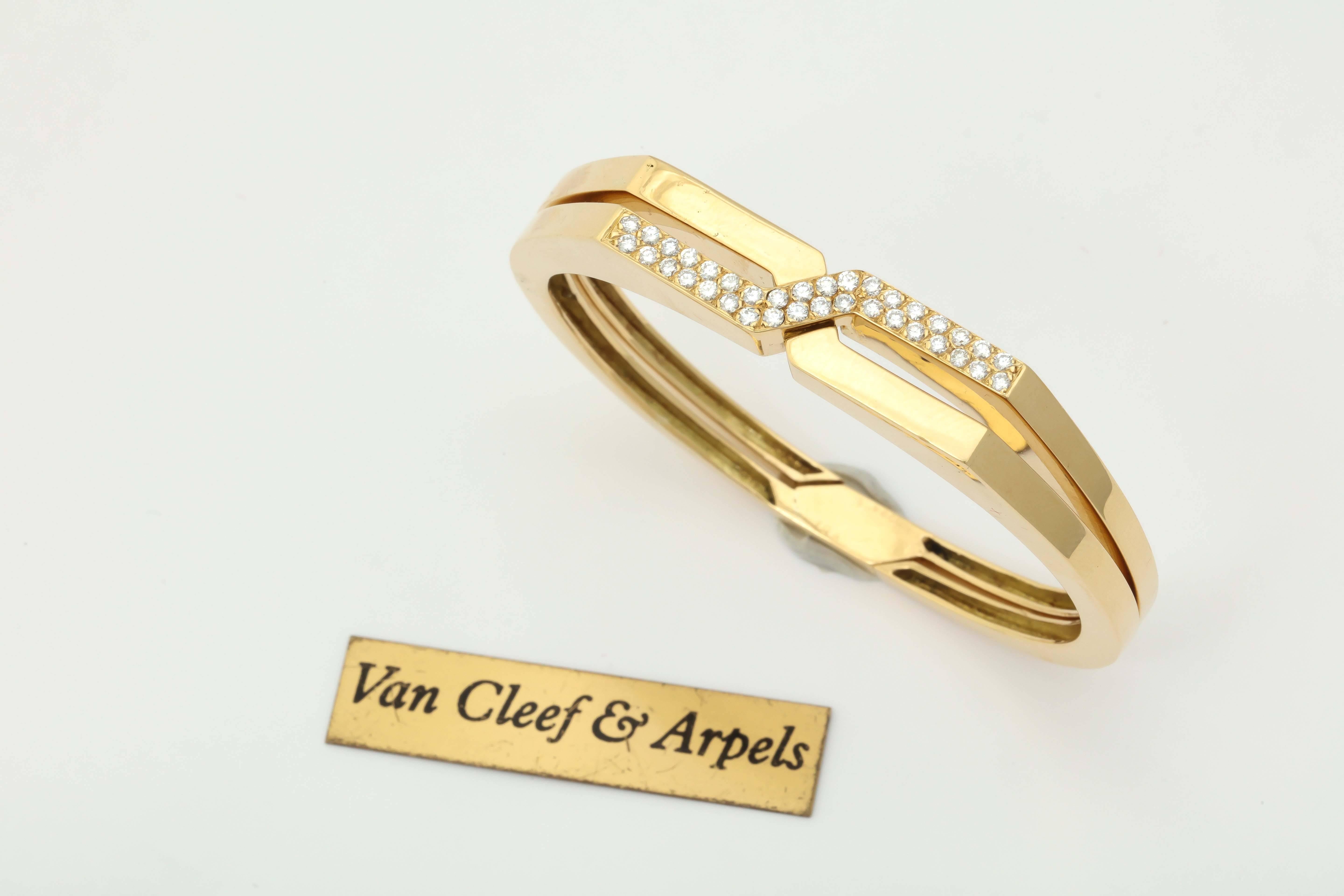 1970s Van Cleef & Arpels Diamond Gold Handcuff Slip-On Bangle Bracelets 5