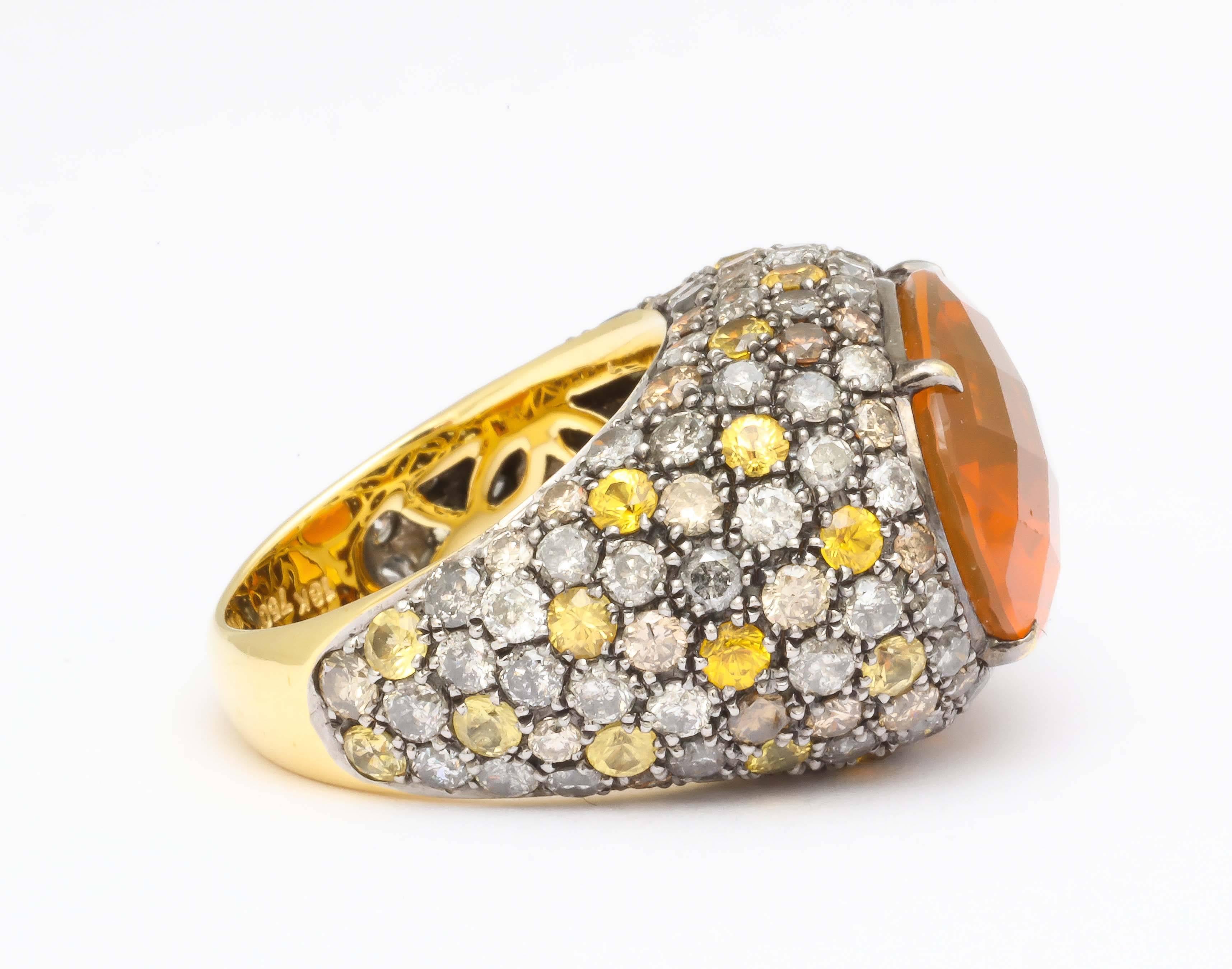  Fire Opal Gold Ring In Excellent Condition In New York, NY