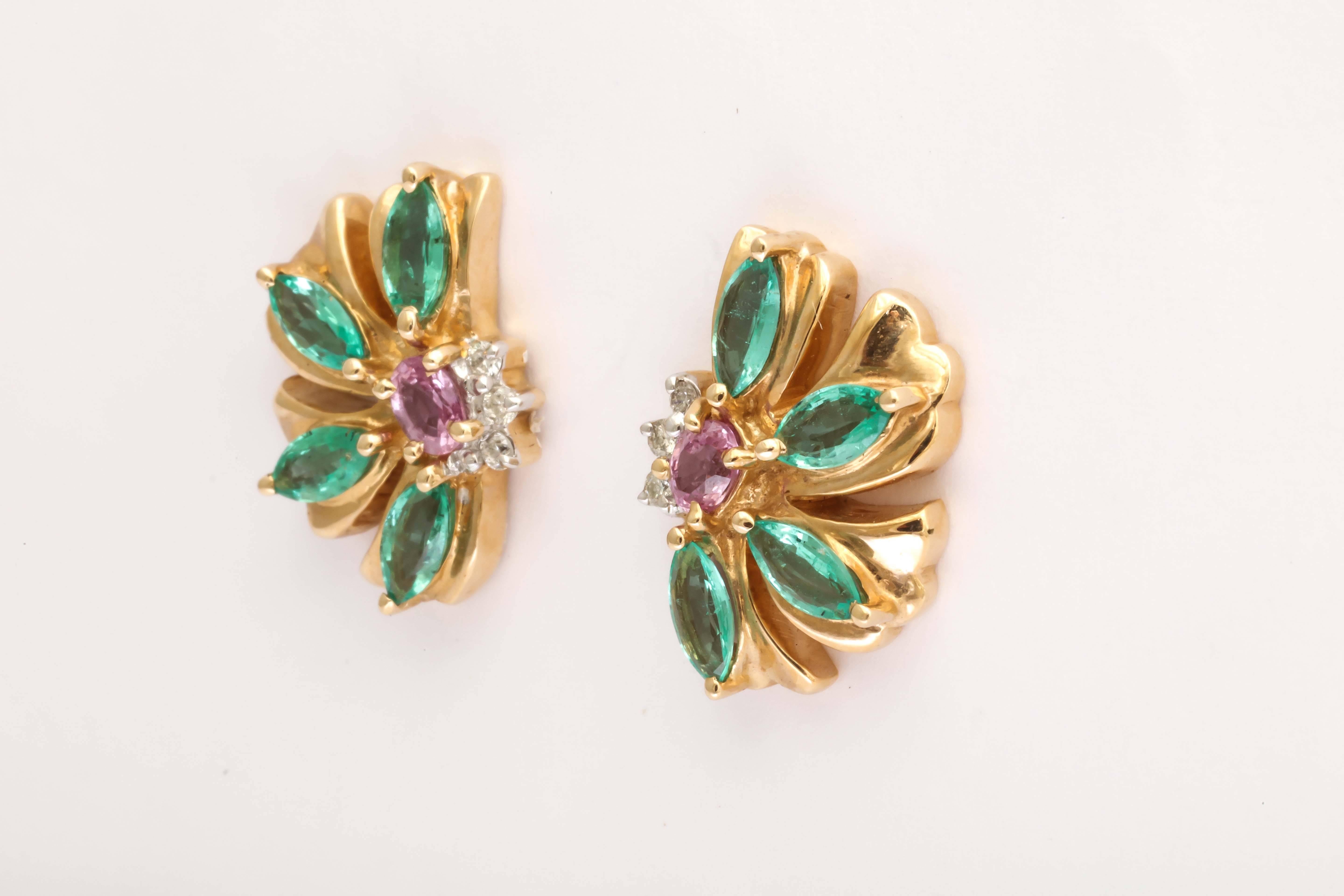 Contemporary Lovely Emerald and Pink Sapphire Floral Earrings For Sale