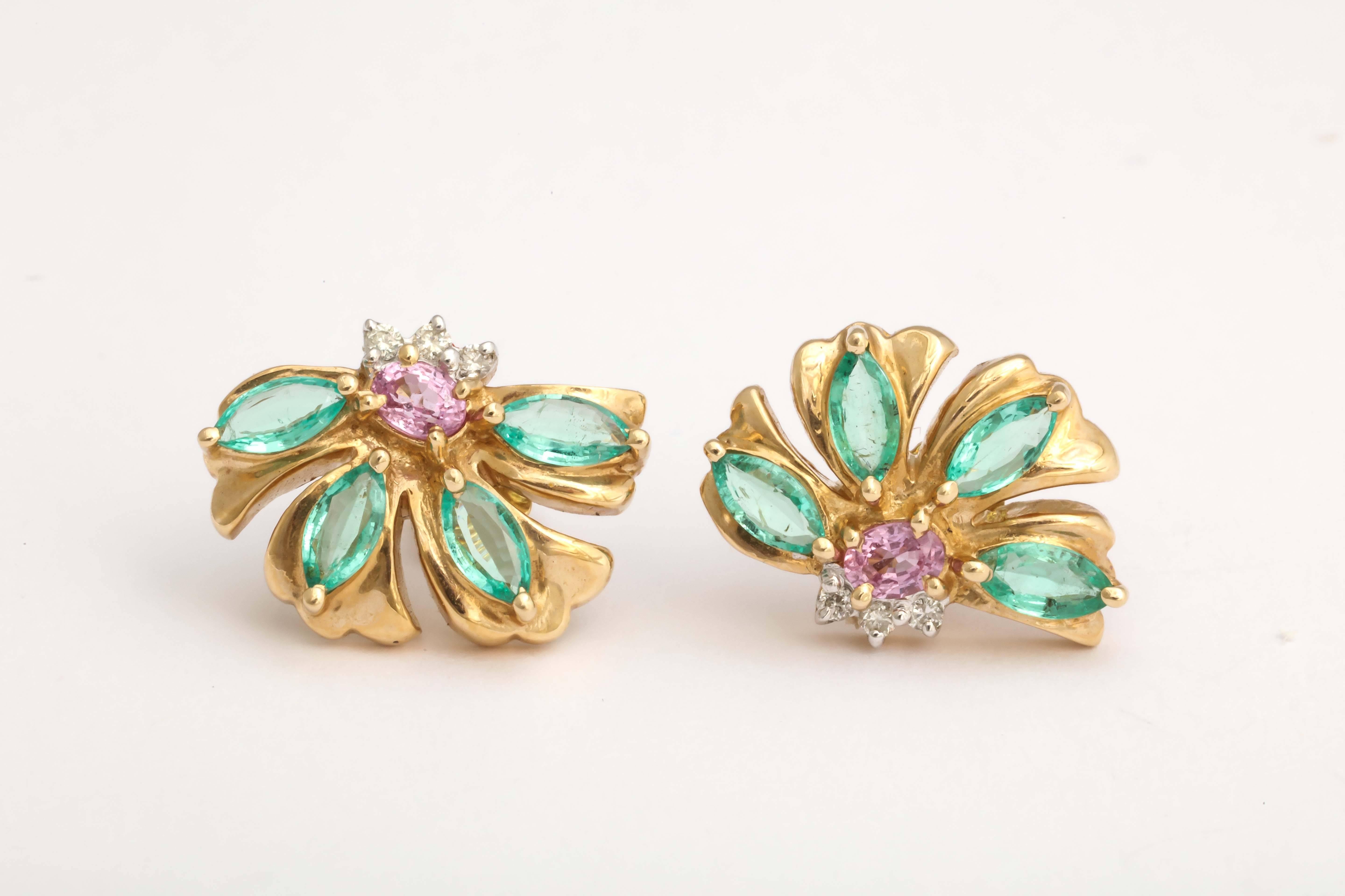 Lovely Emerald and Pink Sapphire Floral Earrings In New Condition For Sale In TRYON, NC