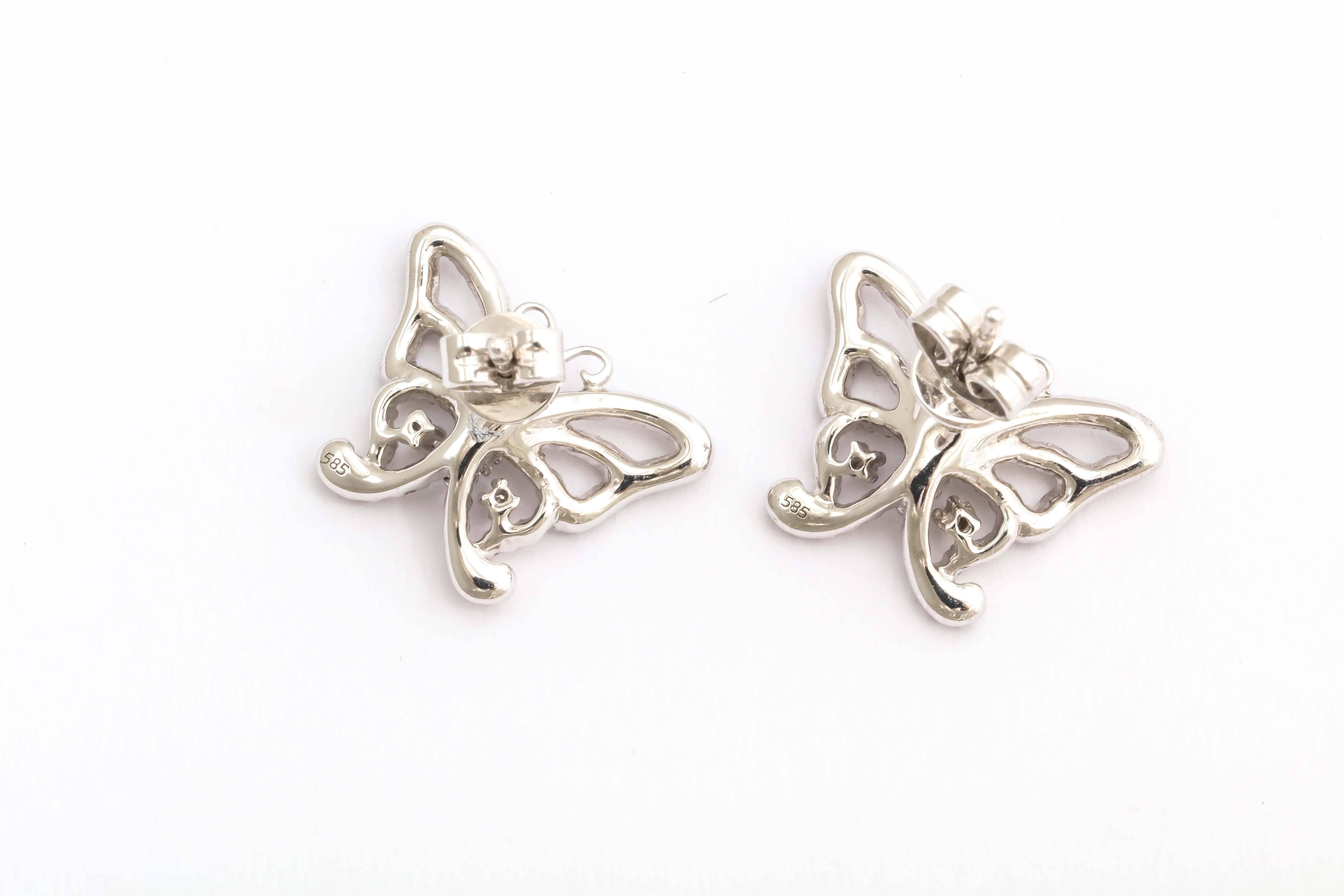 Delicate Diamond Gold Butterfly Earring Studs In New Condition For Sale In TRYON, NC