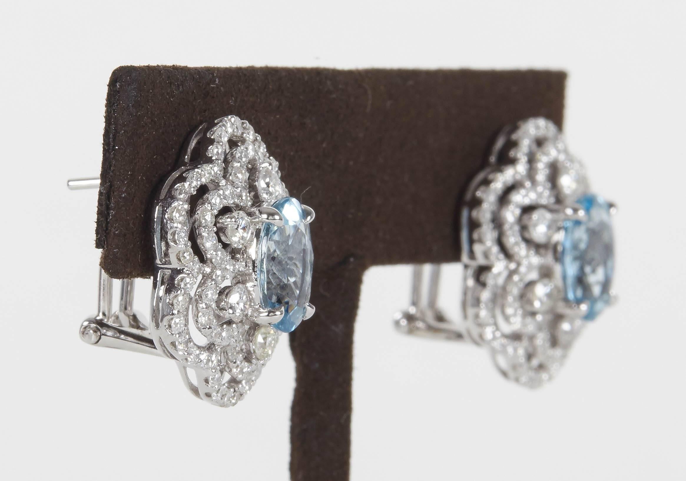 Women's Stunning Aquamarine Diamond Gold Earrings