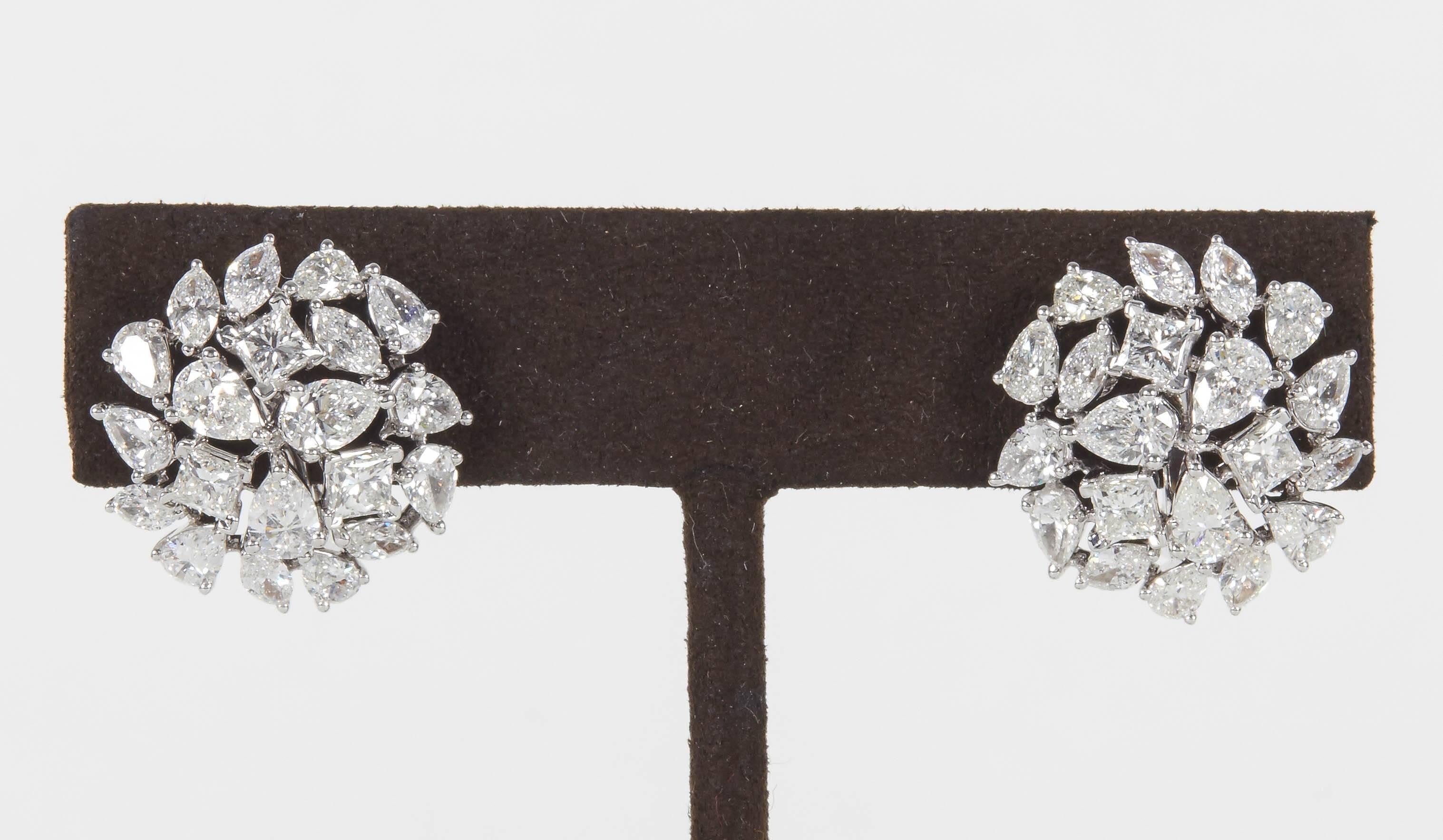 

A gorgeous pair of earrings to add to any collection!

6.25 carats of F/G color VS clarity diamonds. This earring features pear, marquise and princess cut diamonds.

Approx .72 inches wide and .75 inches tall. 

Set in 18k white gold. 