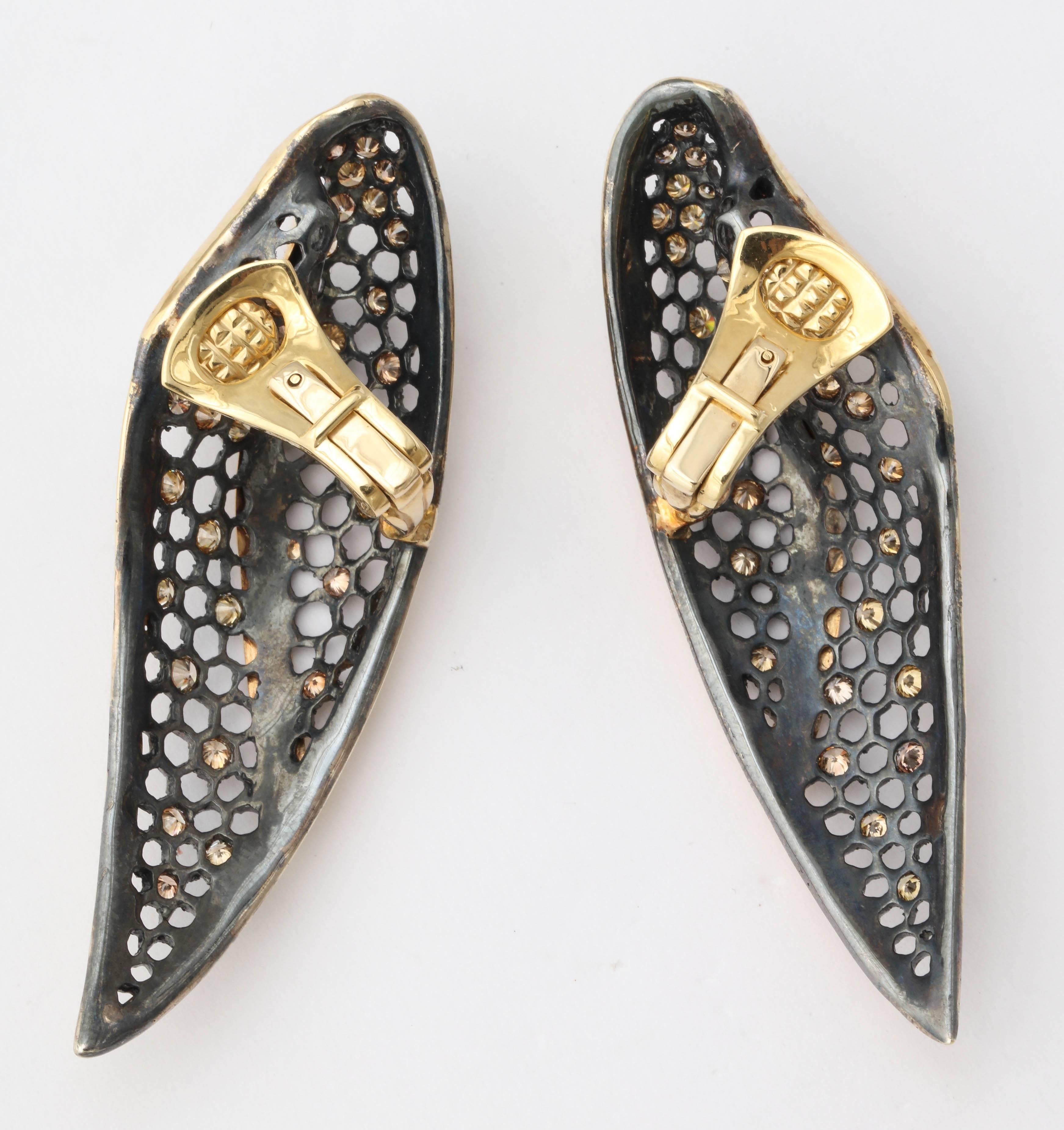 Marilyn Cooperman Leaf Earrings In Excellent Condition In New York, NY