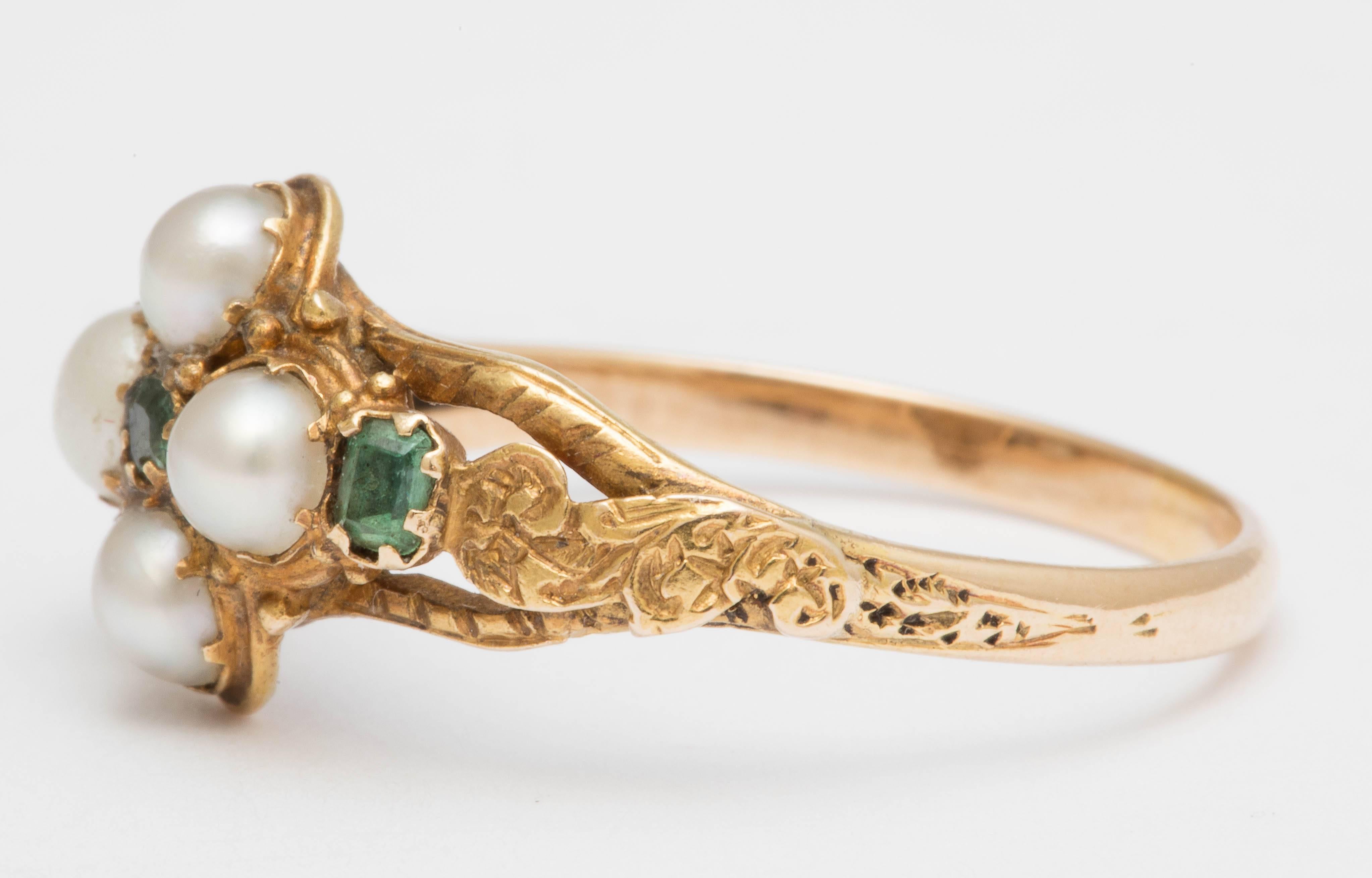 emerald pearl ring