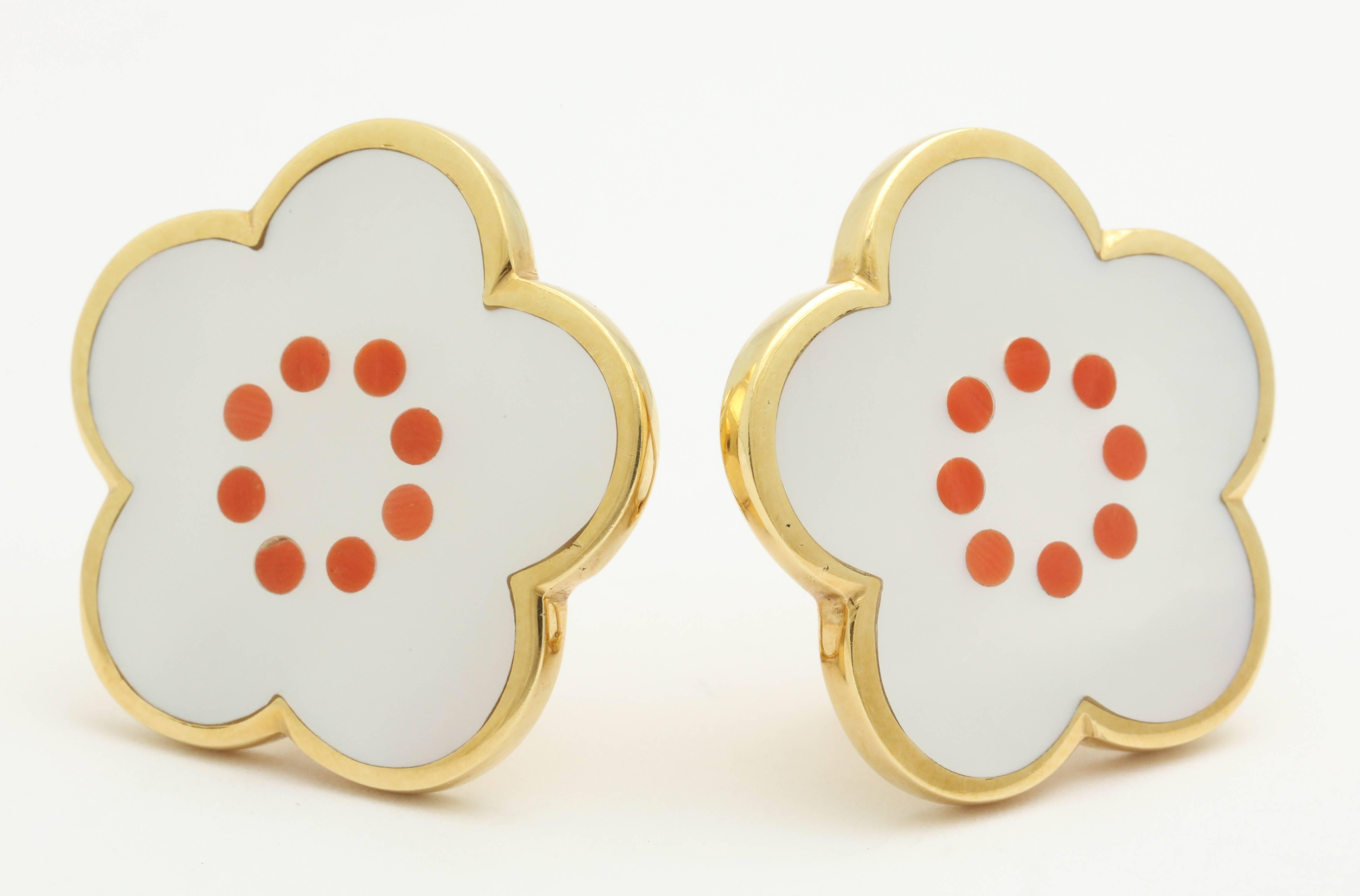 1980s Tiffany & Co. Inlaid Mother Of Pearl Coral Gold Floral Earclips 3