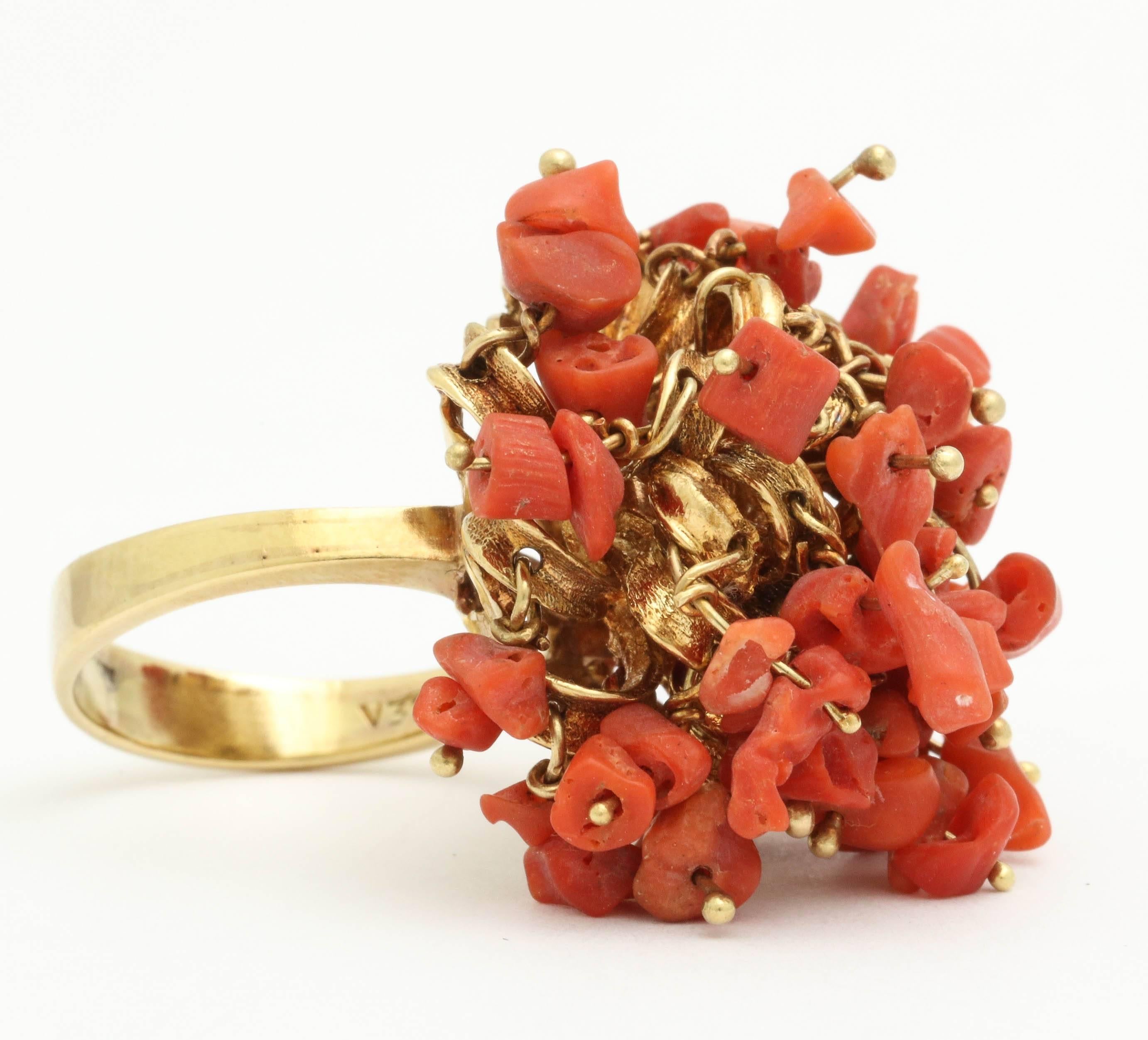 1960s Moveable Coral Gold Sea Urchin Ring For Sale 1